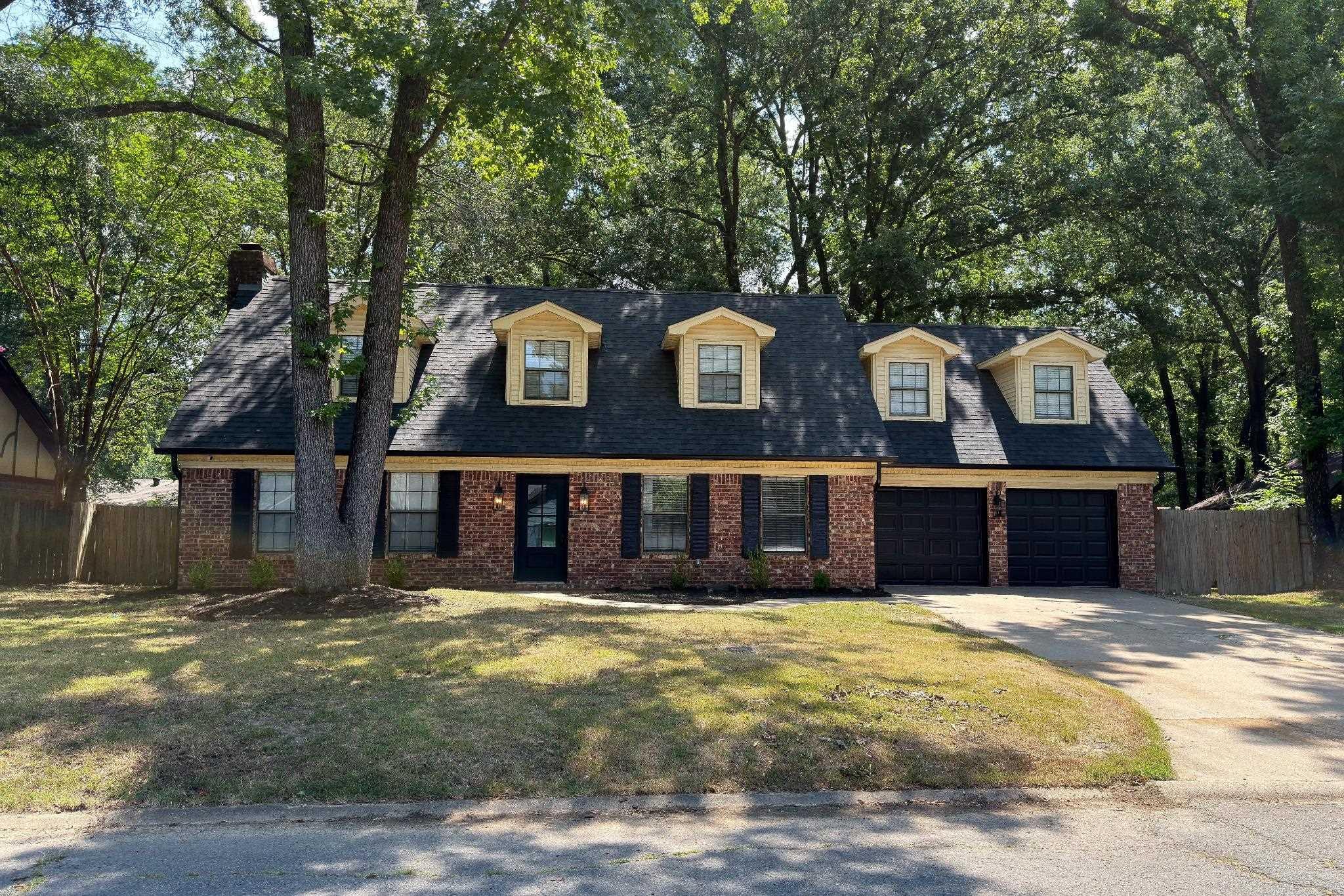 10 Woodbridge  Conway, AR