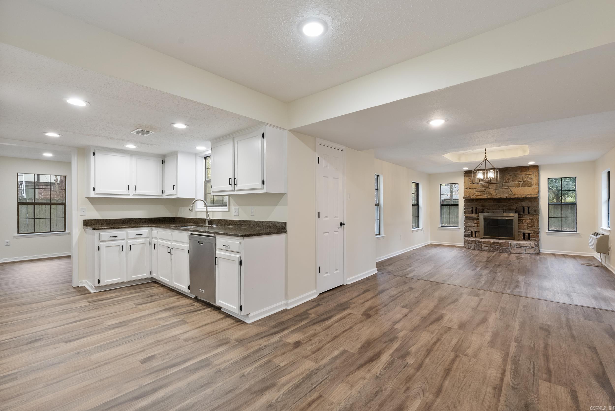 10 Woodbridge  Conway, AR
