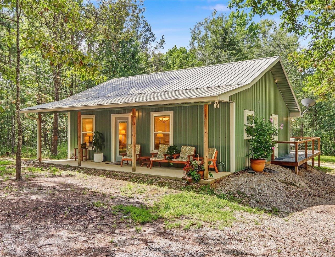 437  Massey  Amity, AR