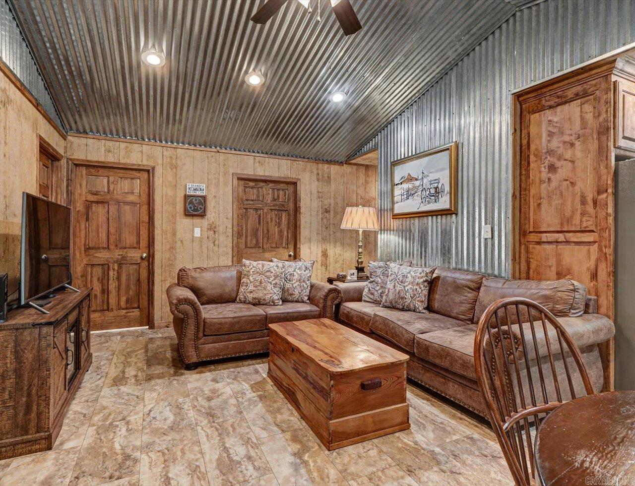 437 Massey  Amity, AR