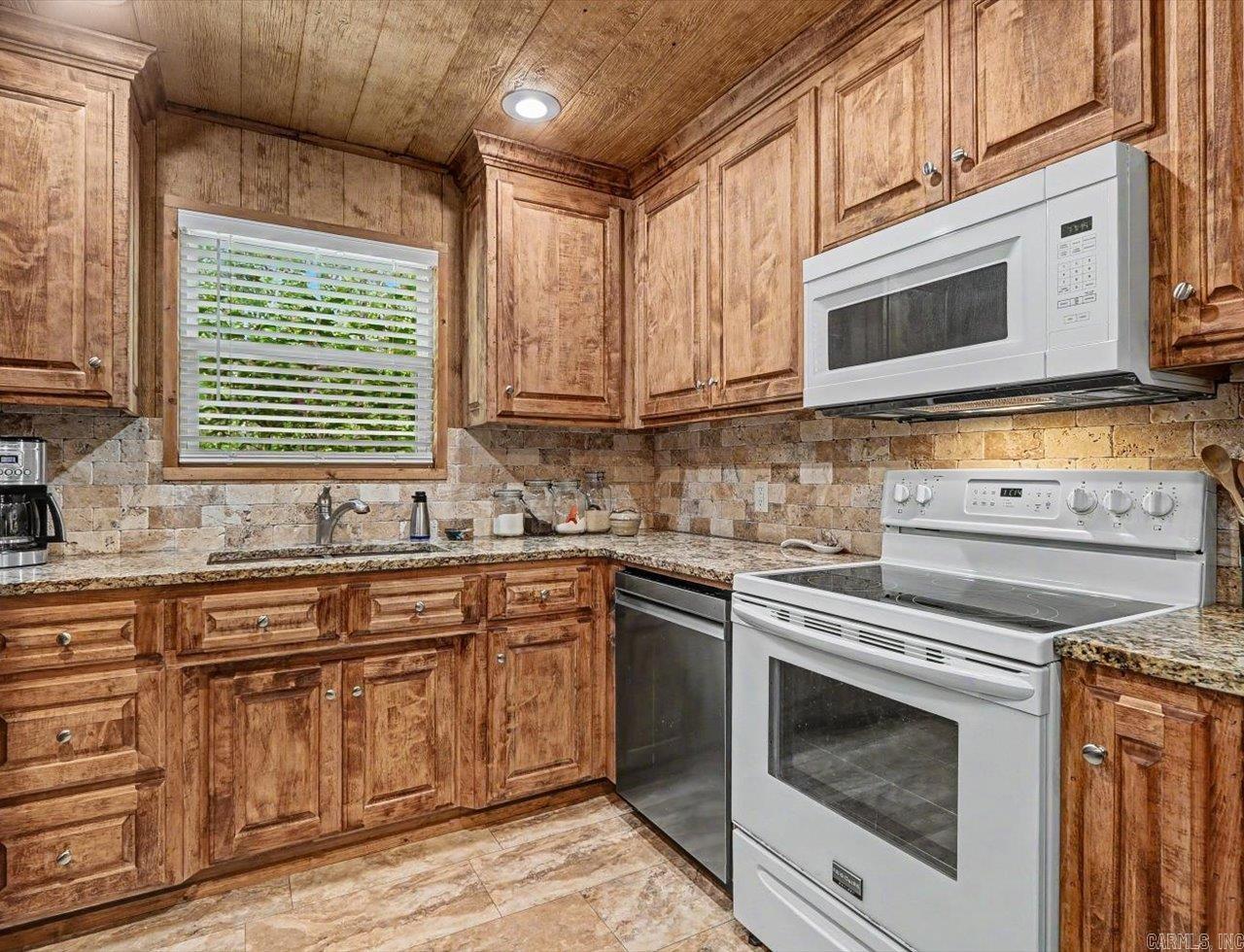 437 Massey  Amity, AR