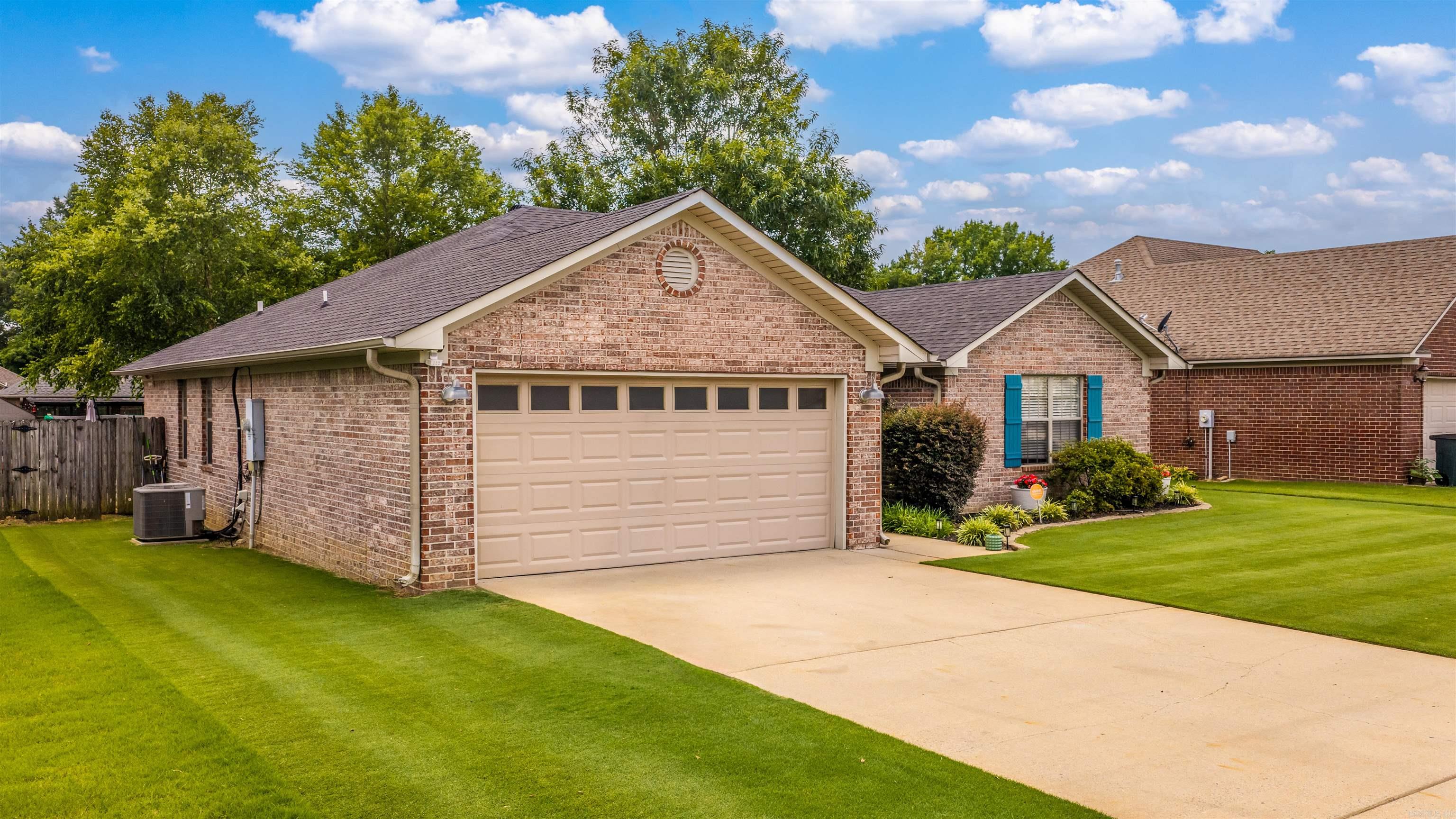 19 Ruby June  Vilonia, AR