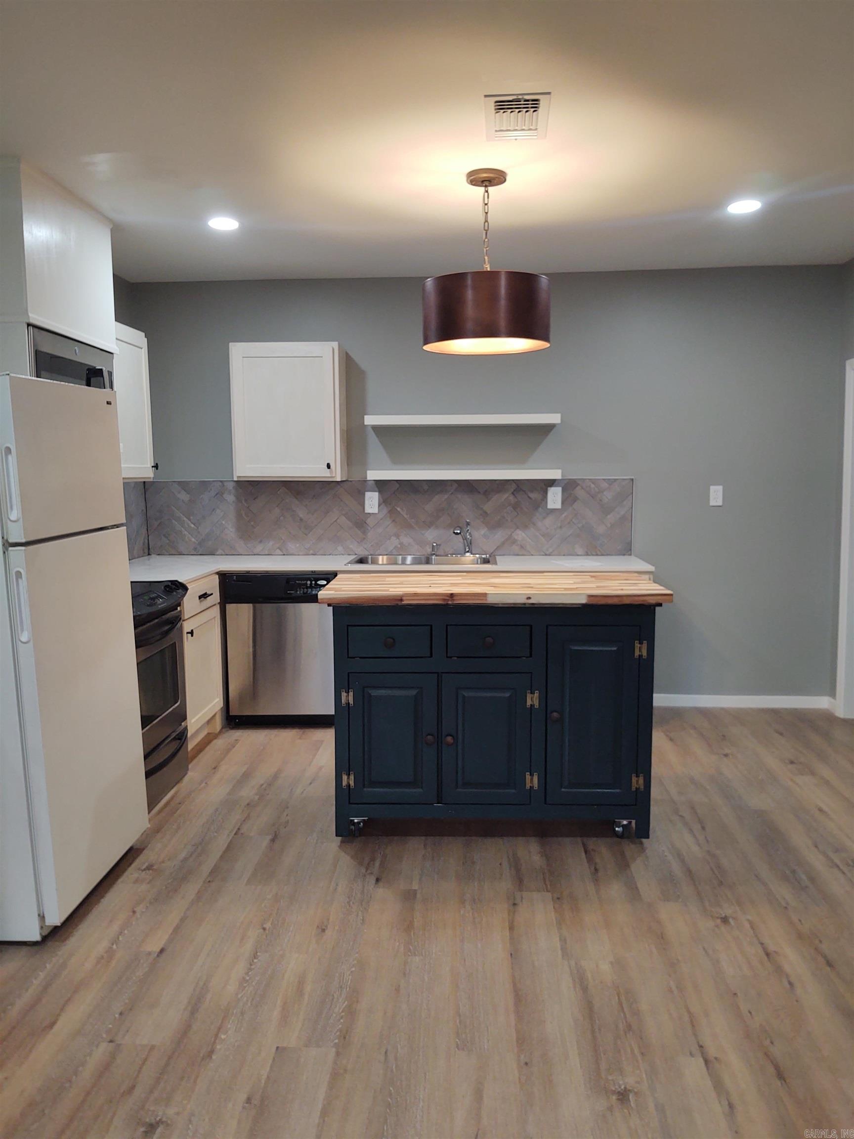 710 E Elm  El Dorado, AR