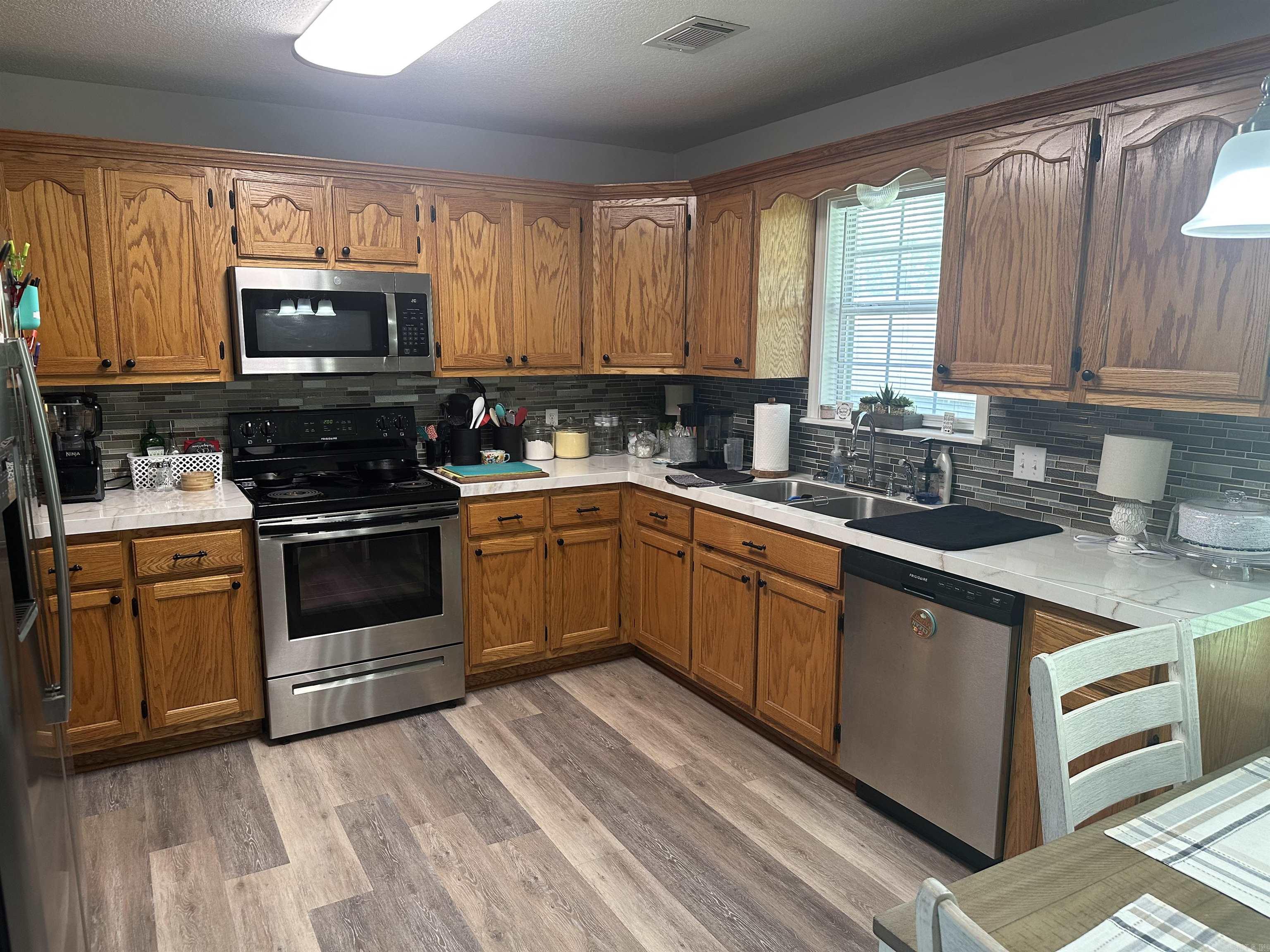 805 Leewood Drive  Paragould, AR
