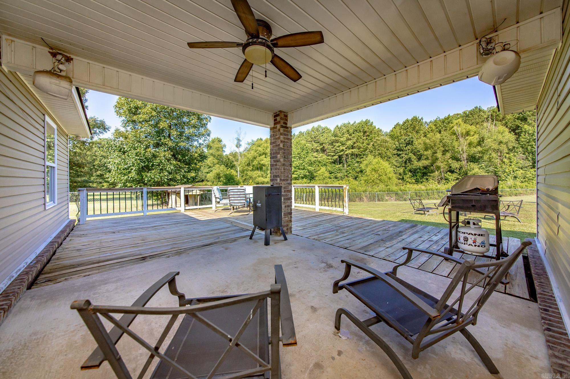 1815 Grant 56  Sheridan, AR