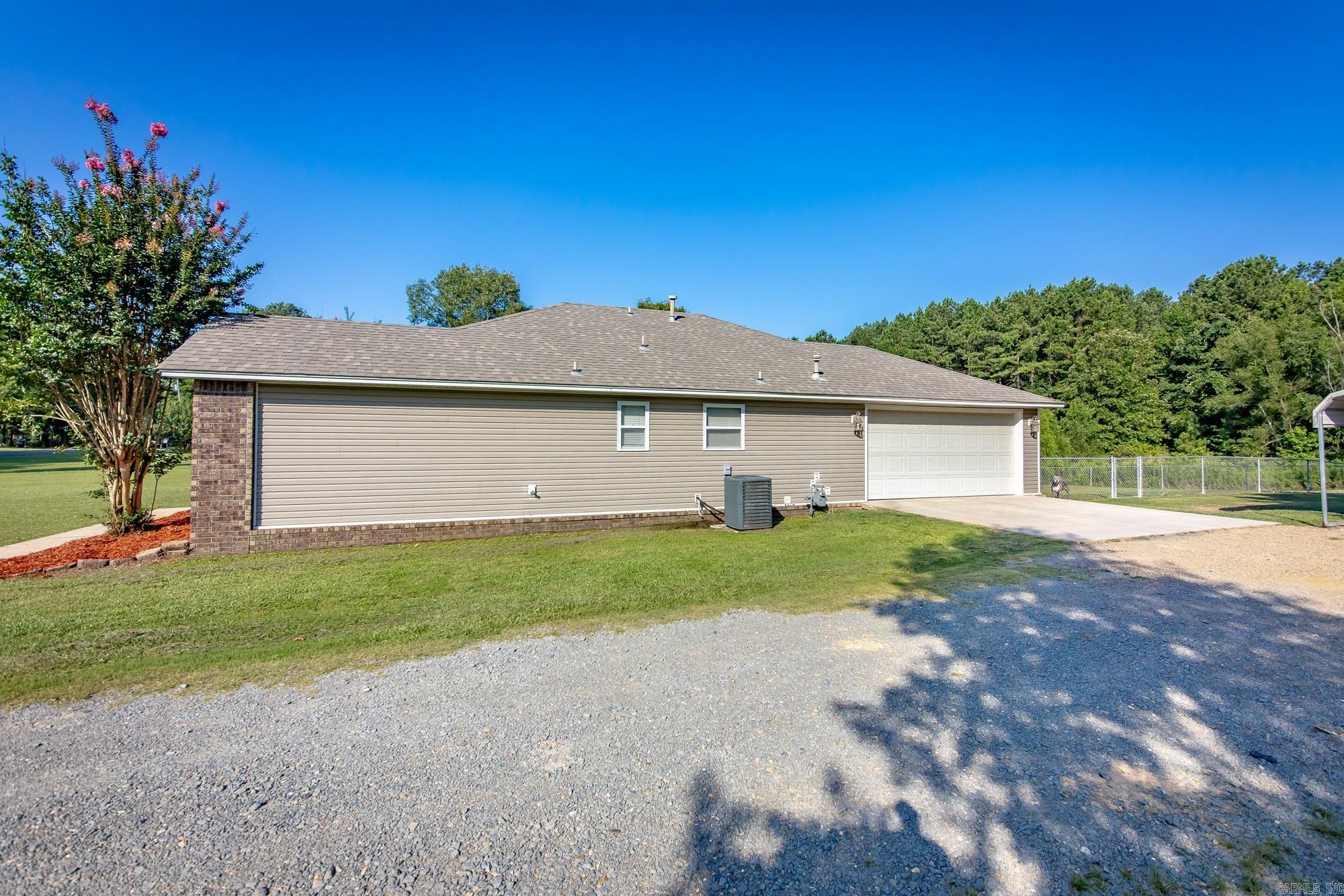 1815 Grant 56  Sheridan, AR