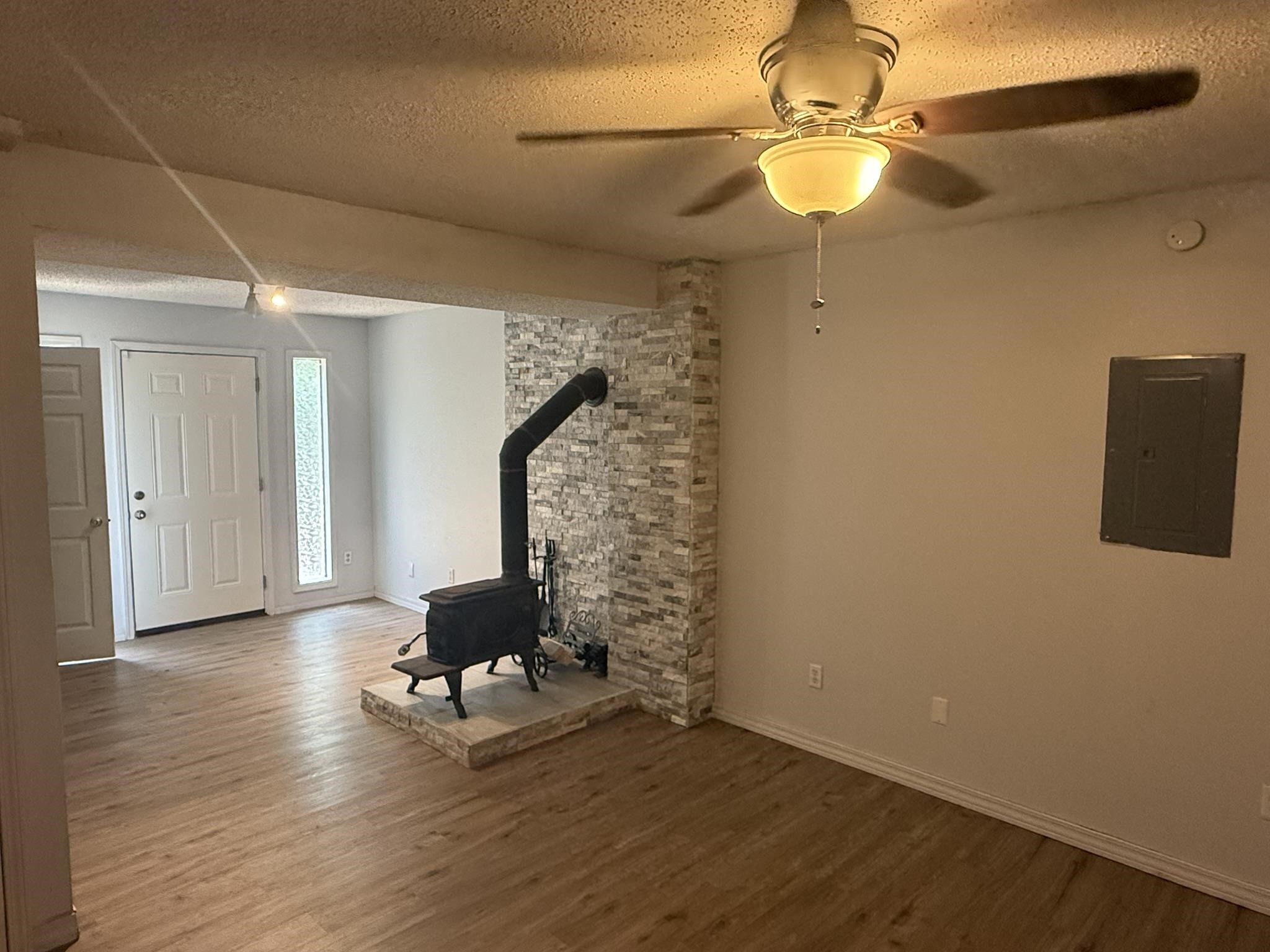 1 E Ute Circle  Cherokee Village, AR