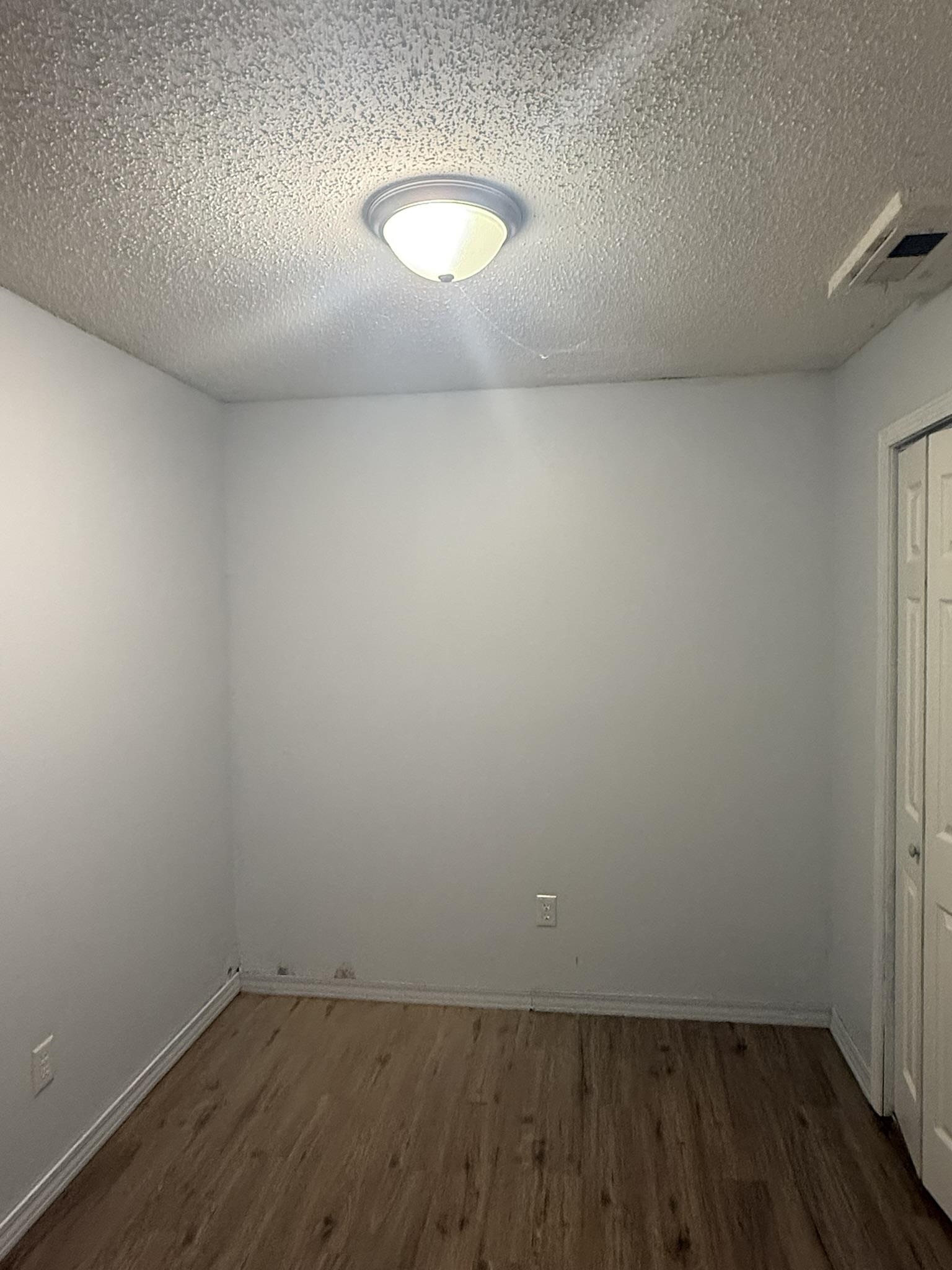 1 E Ute Circle  Cherokee Village, AR