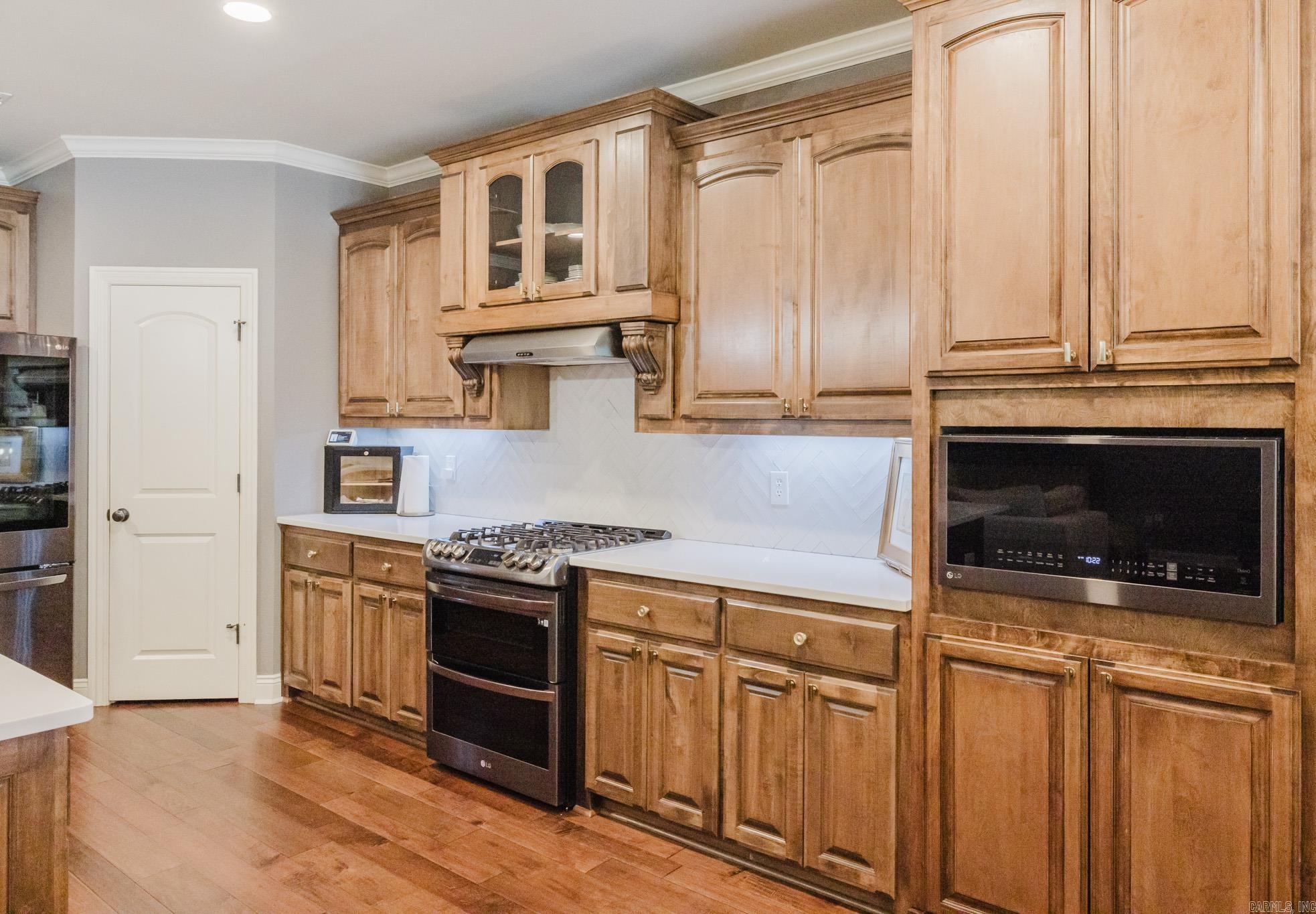 907 Hunter Lee  Bryant, AR