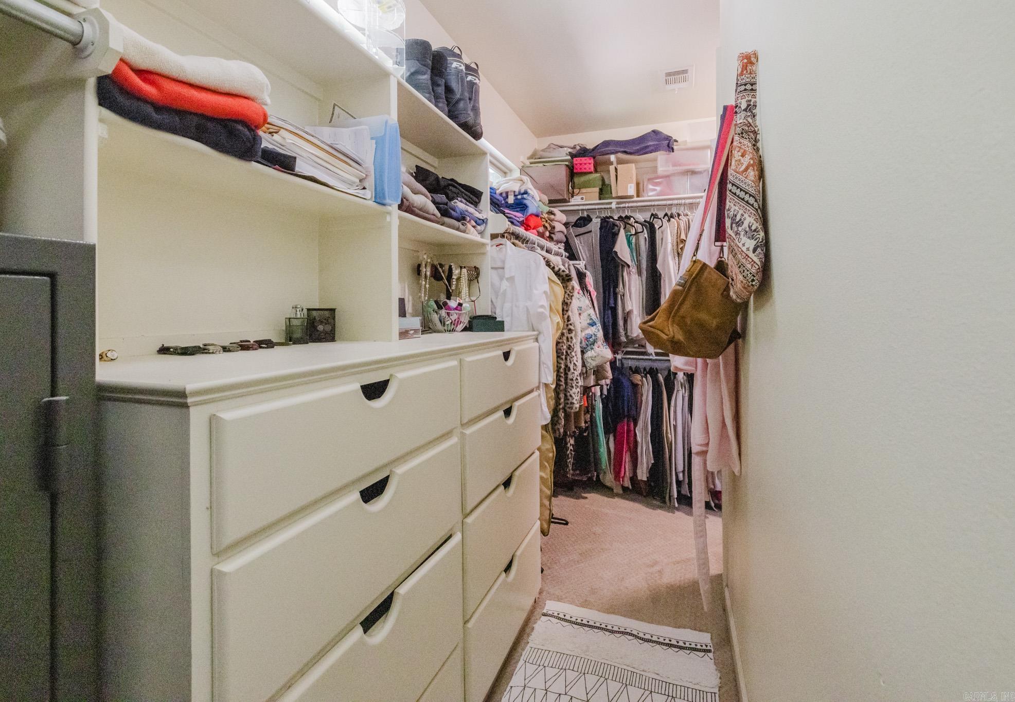 907 Hunter Lee  Bryant, AR