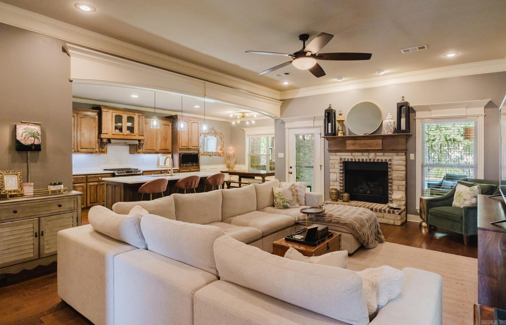 907 Hunter Lee  Bryant, AR