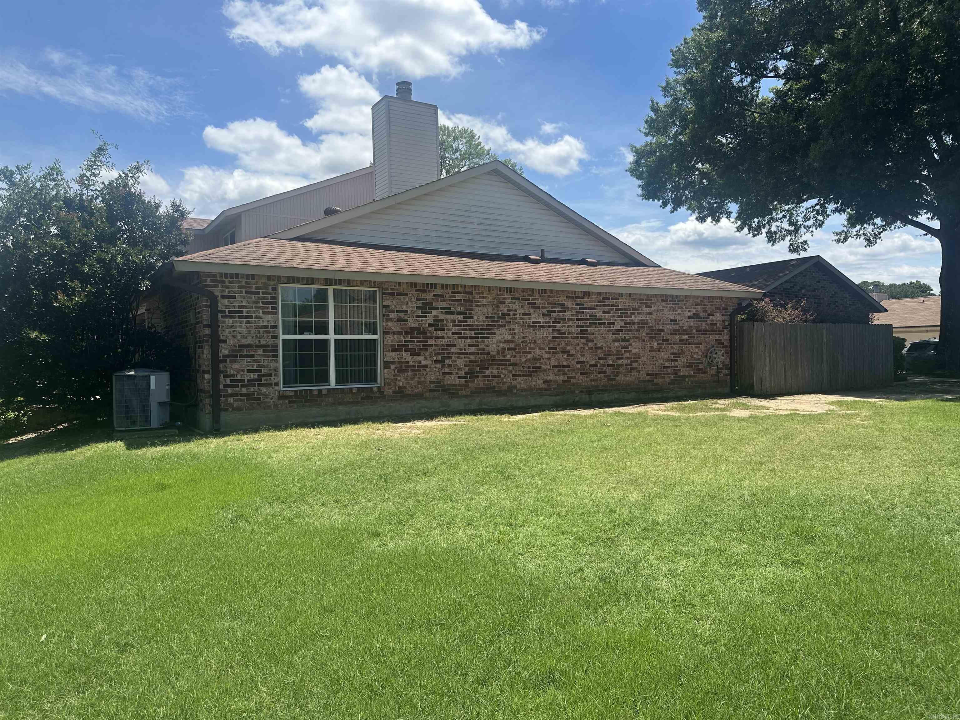 10 Wickford Ln  Little Rock, AR
