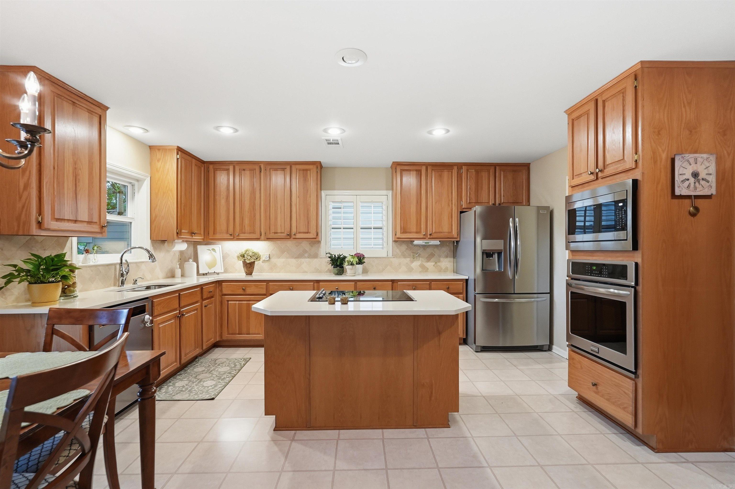 12 Cedar Branch  Little Rock, AR