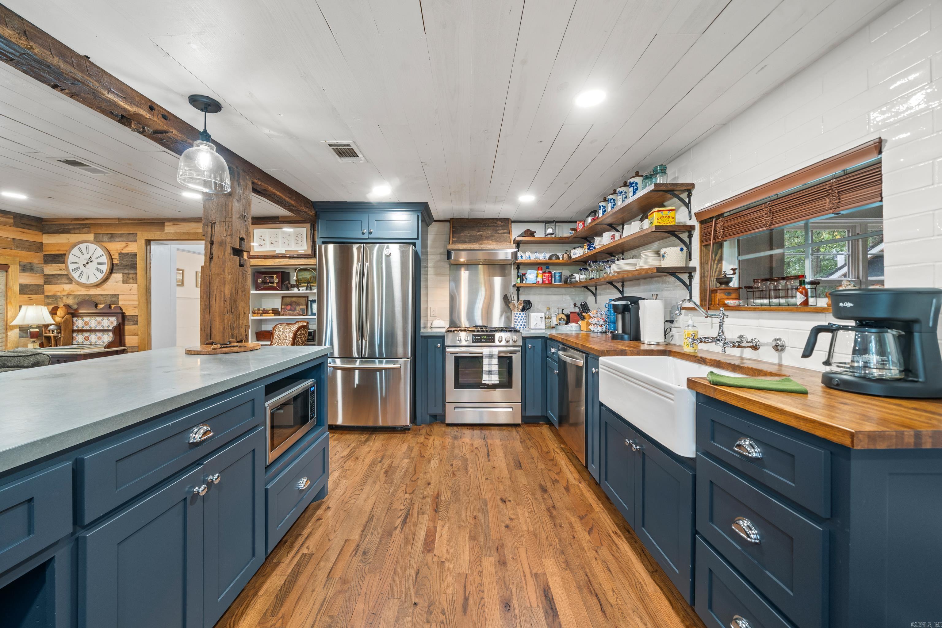 1061 Burchwood Bay  Hot Springs, AR