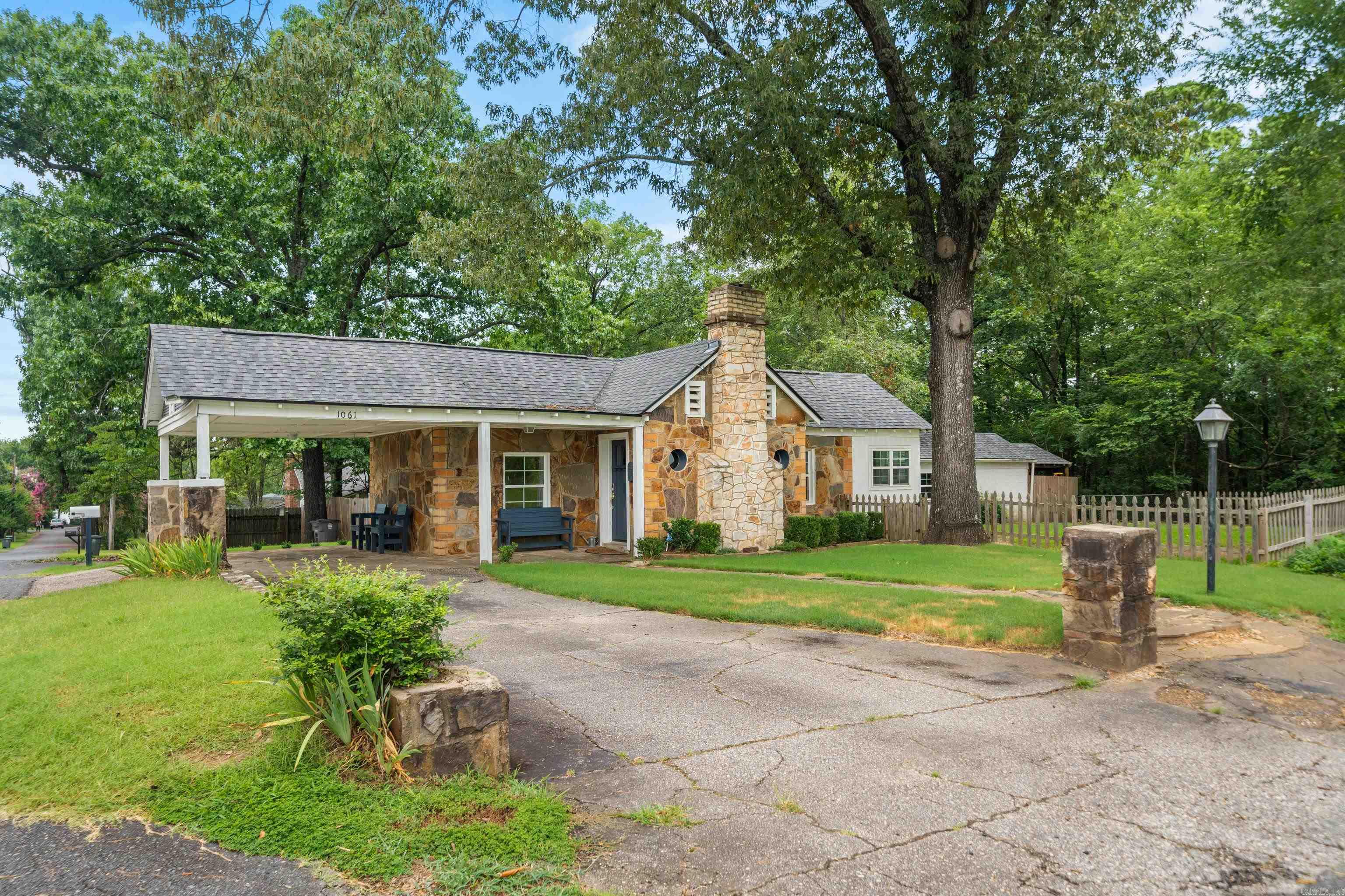 1061 Burchwood Bay  Hot Springs, AR