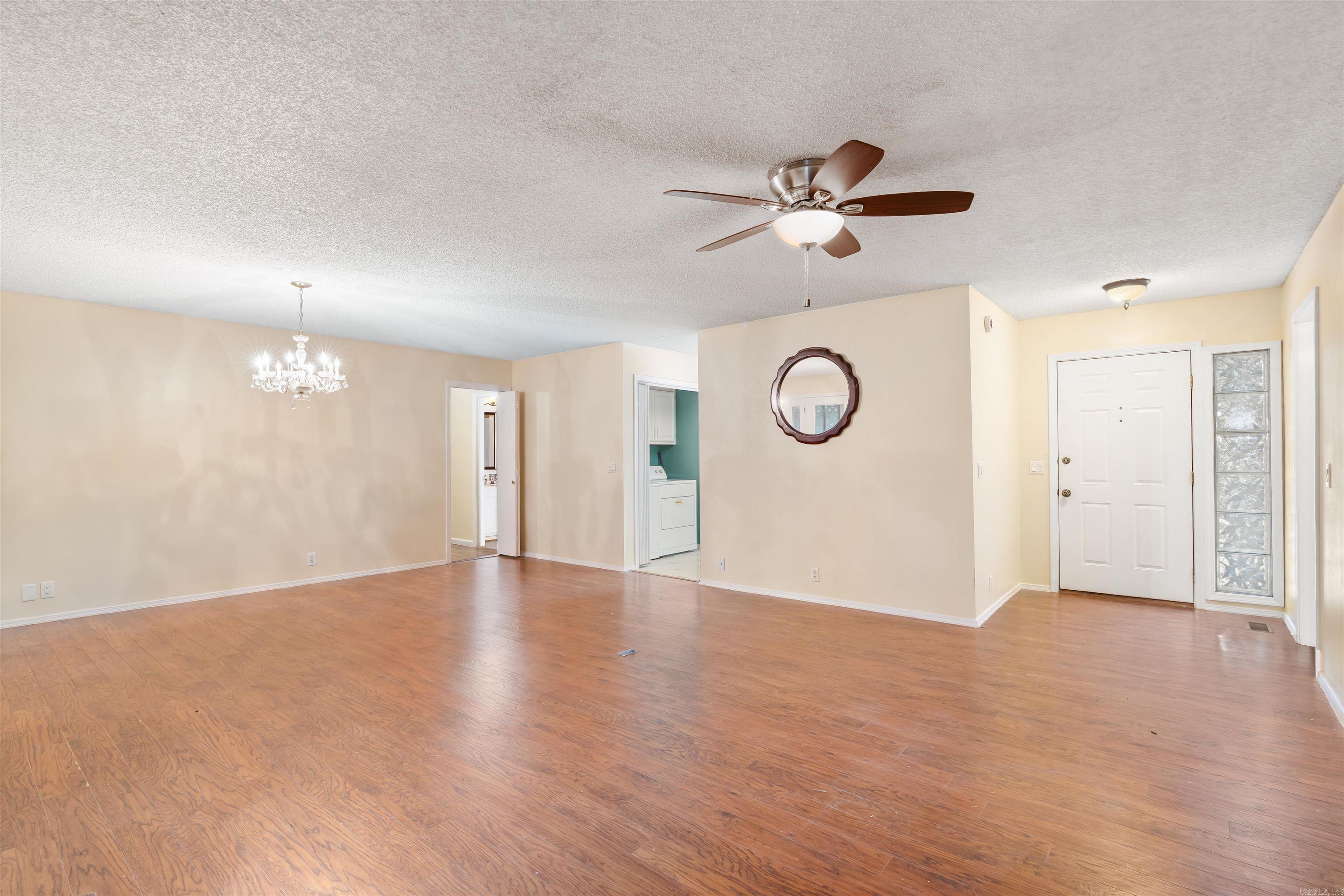 10 totana  Hot Springs Village, AR