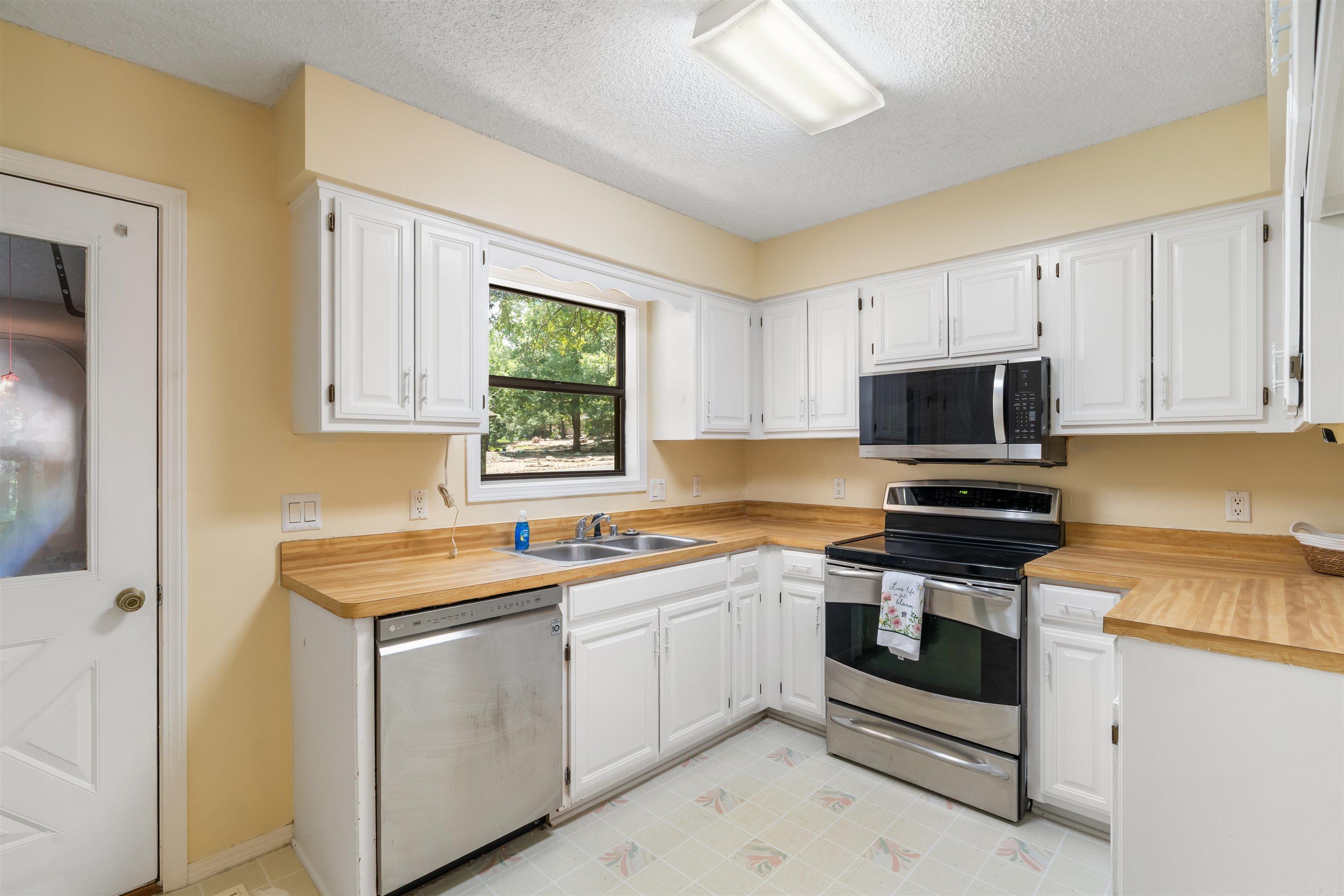 10 totana  Hot Springs Village, AR
