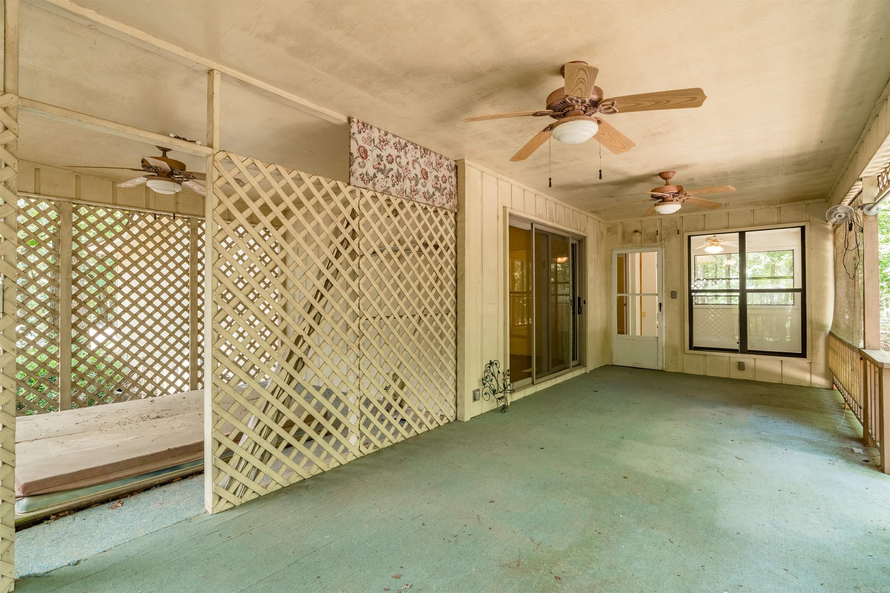 10 totana  Hot Springs Village, AR