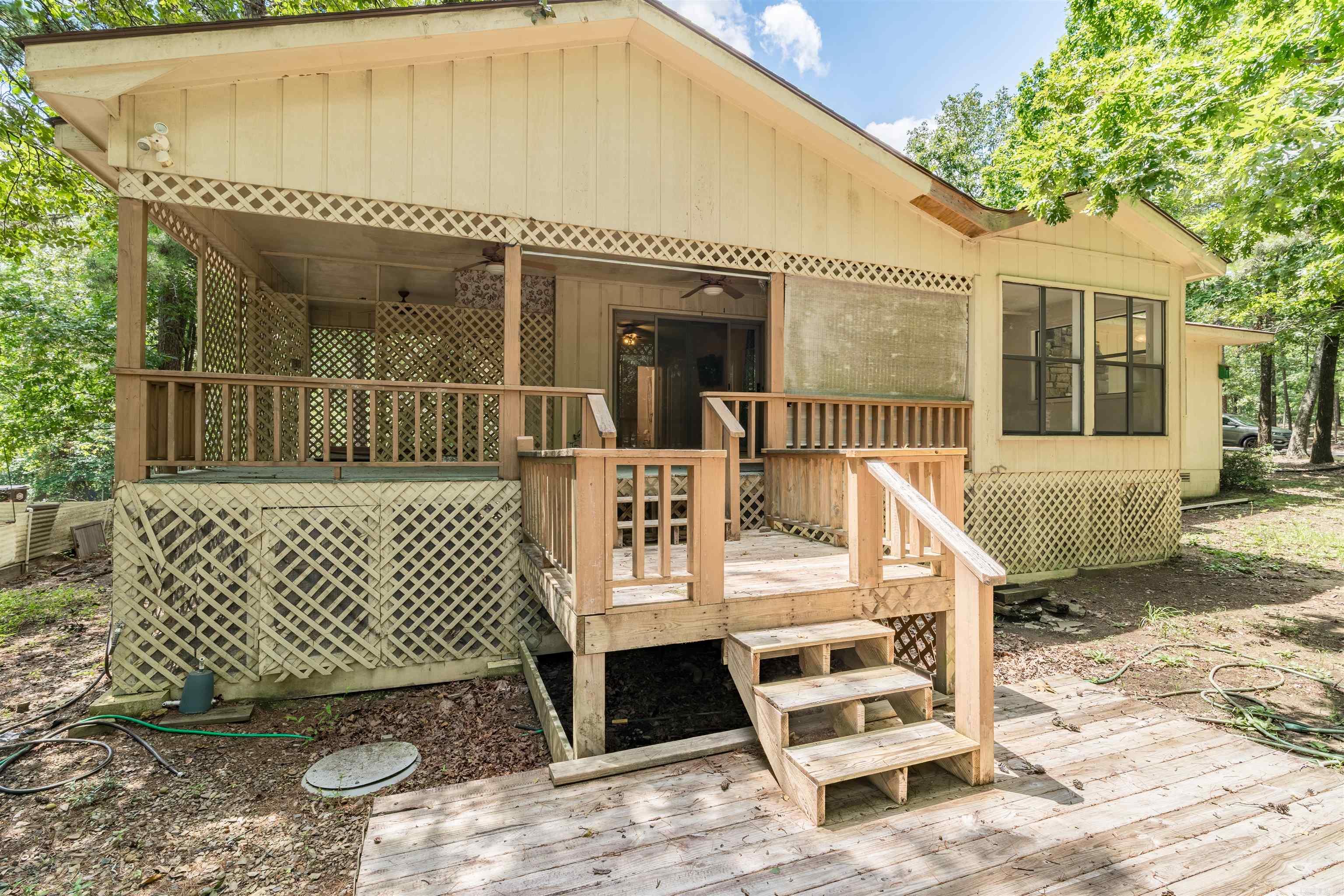 10 totana  Hot Springs Village, AR