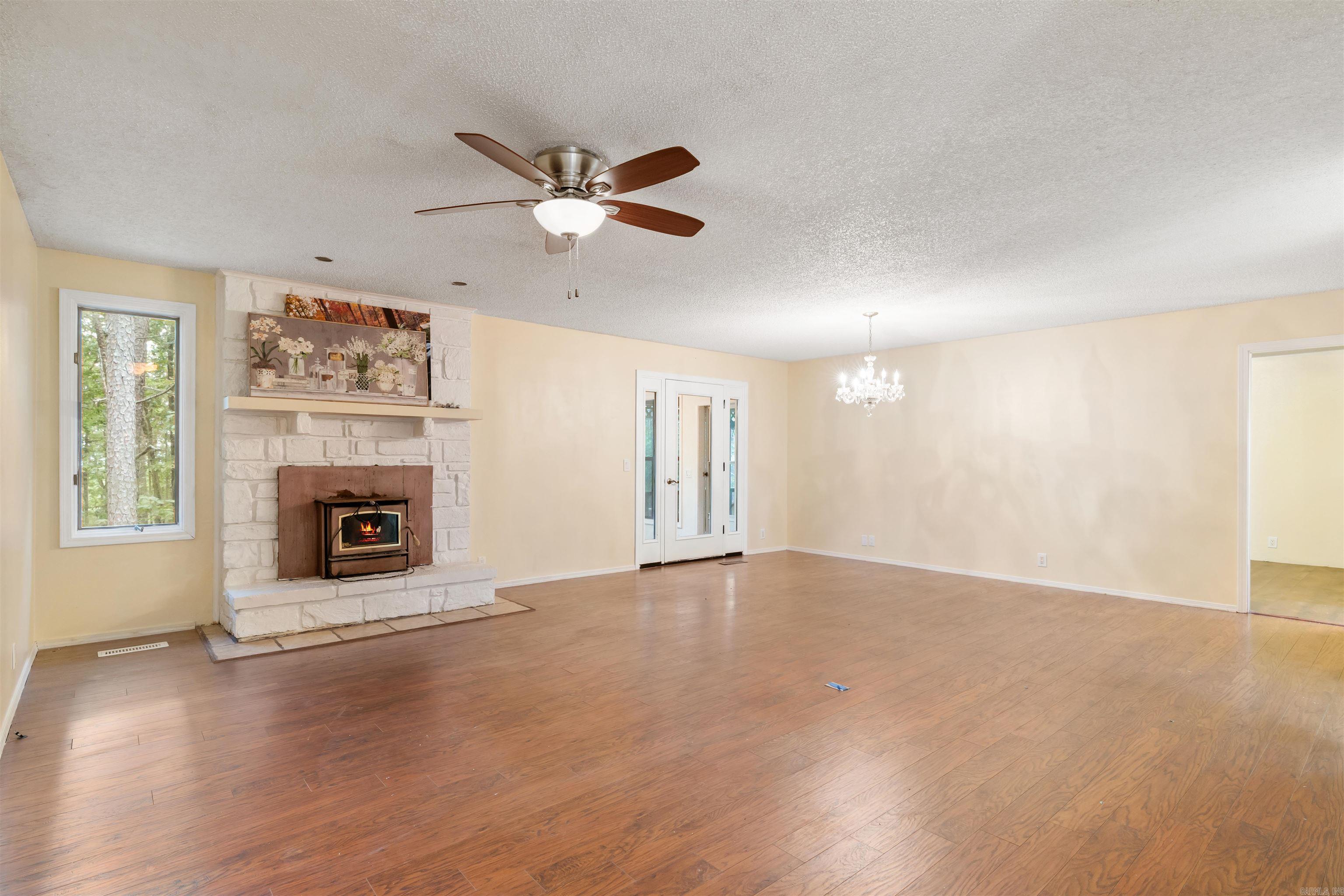 10 totana  Hot Springs Village, AR