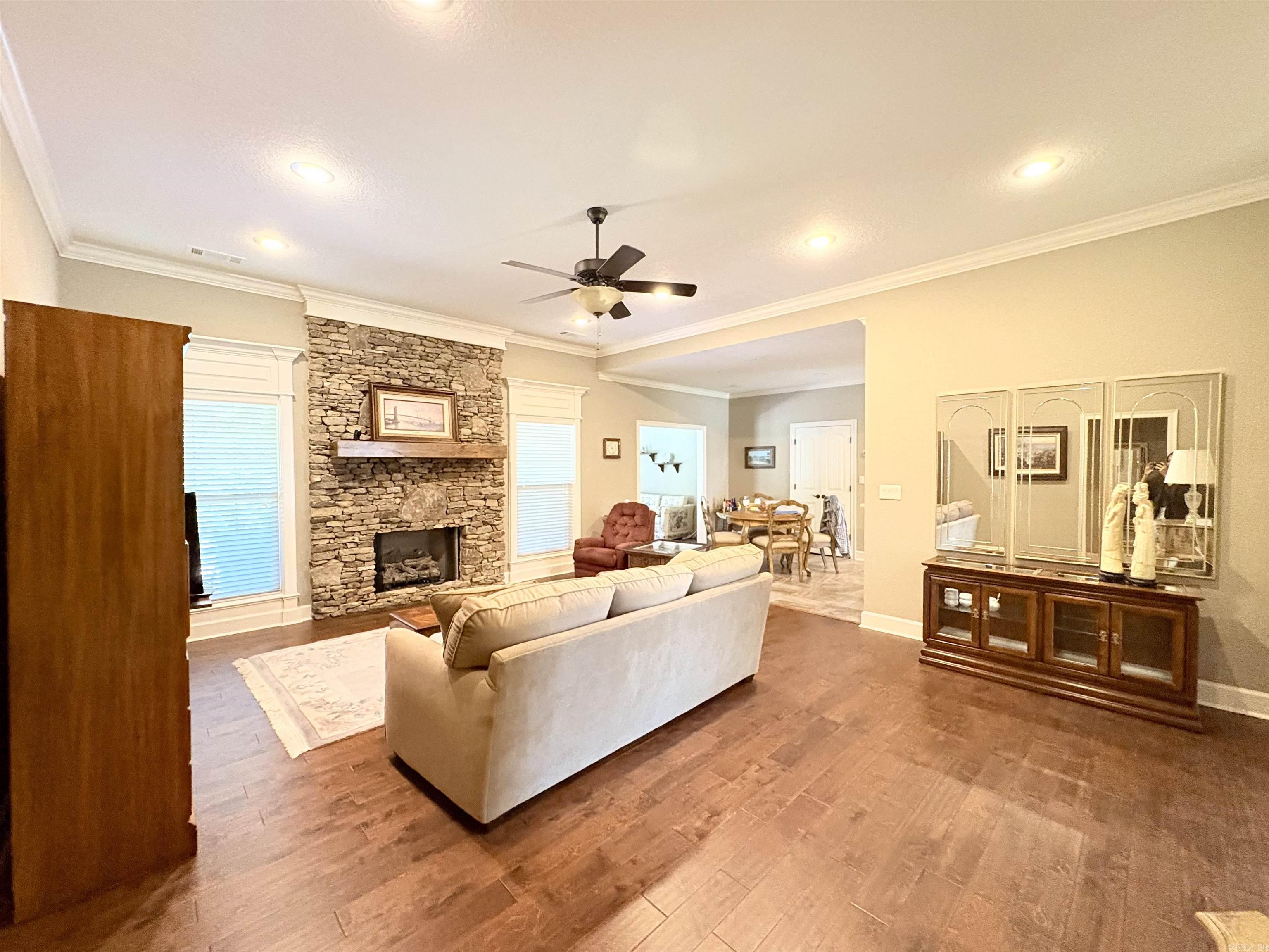 2307 Valley  Searcy, AR