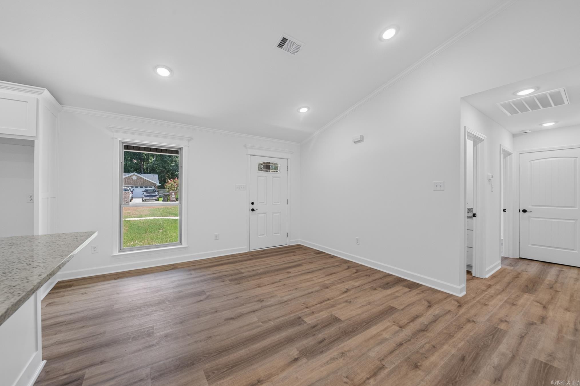 38 Shamsie  Ward, AR
