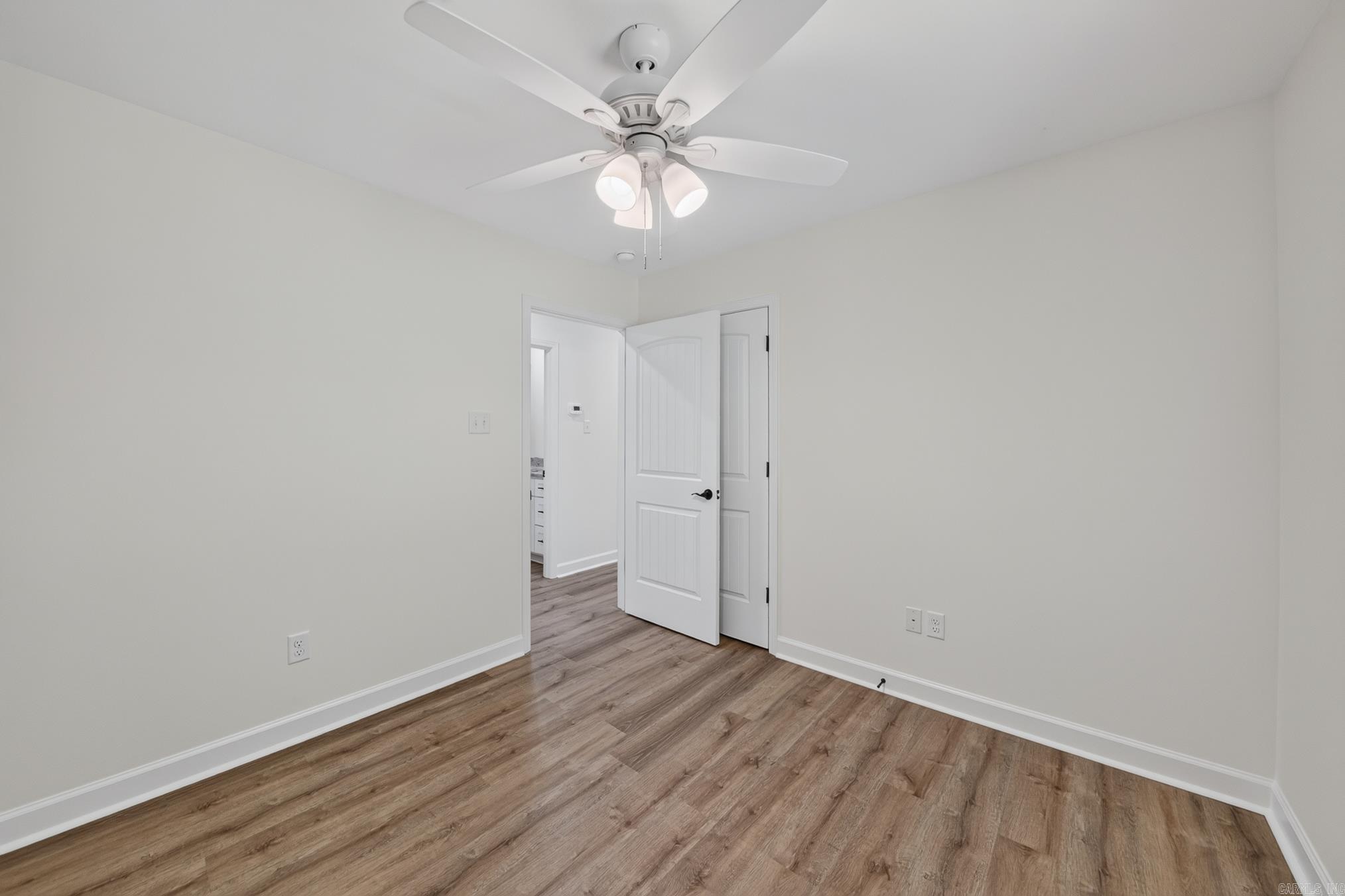 38 Shamsie  Ward, AR