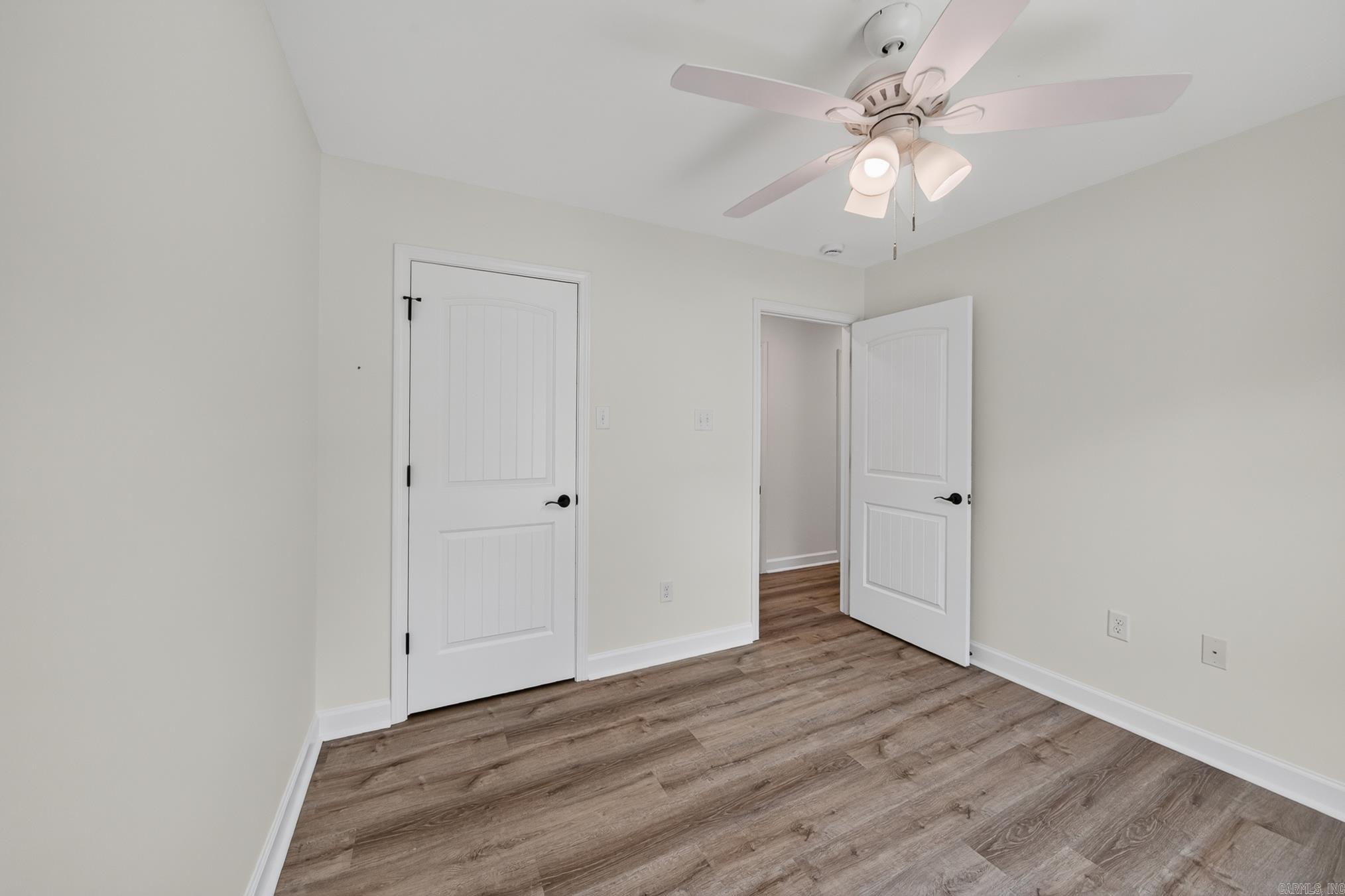 38 Shamsie  Ward, AR