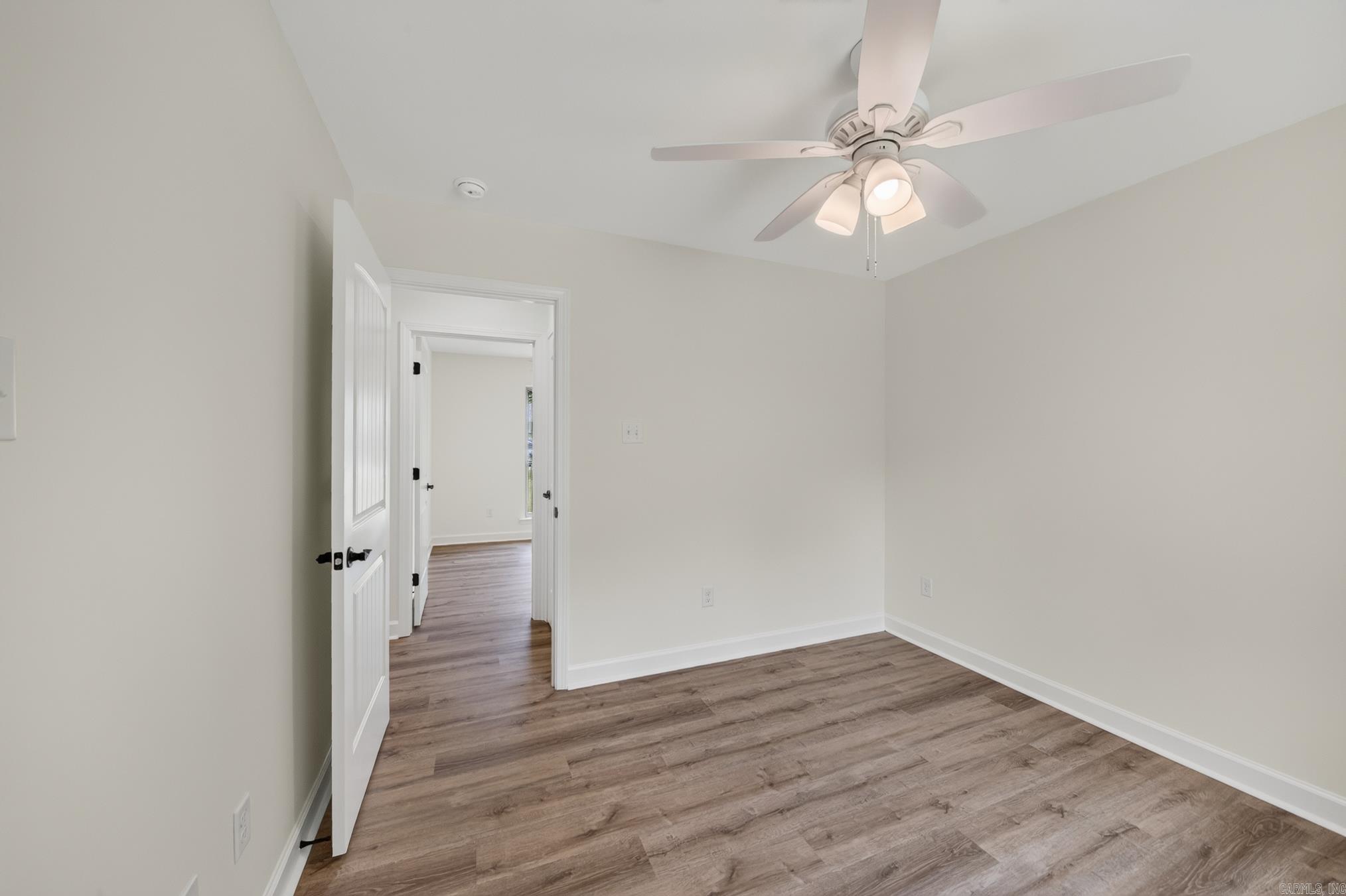 38 Shamsie  Ward, AR