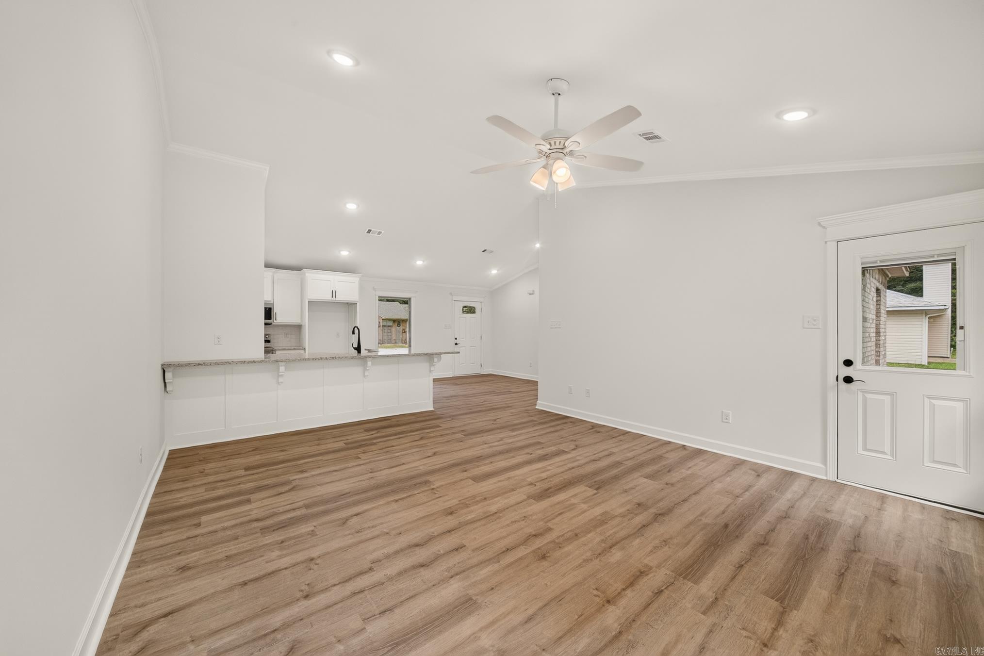 38 Shamsie  Ward, AR