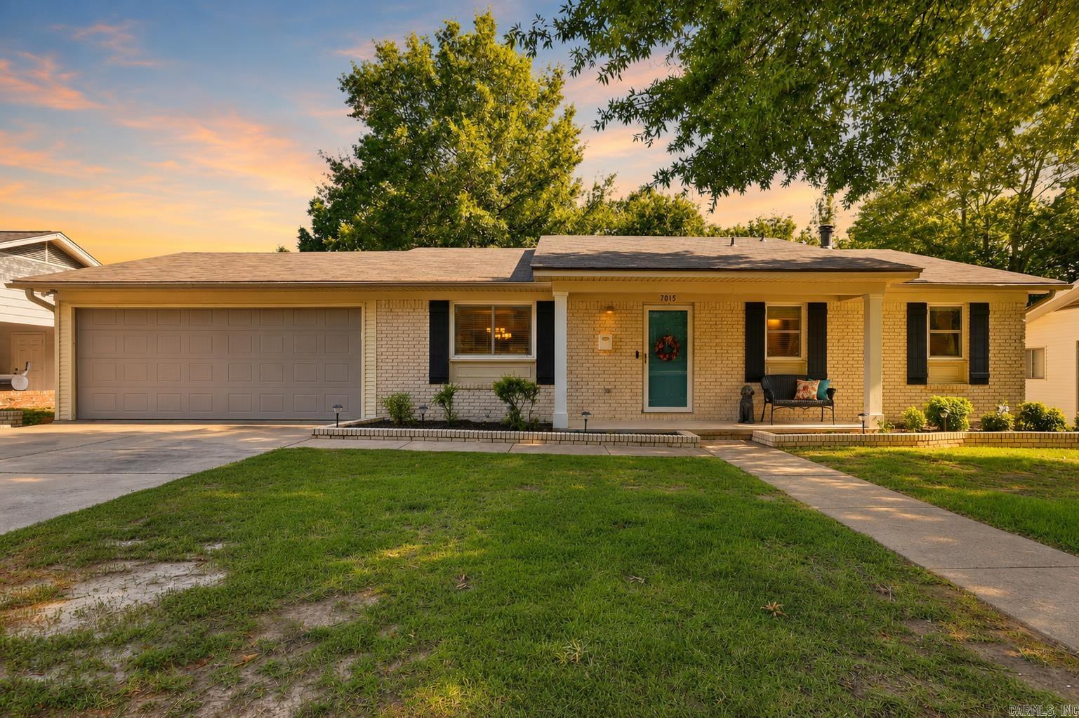 7015 Amherst  Little Rock, AR