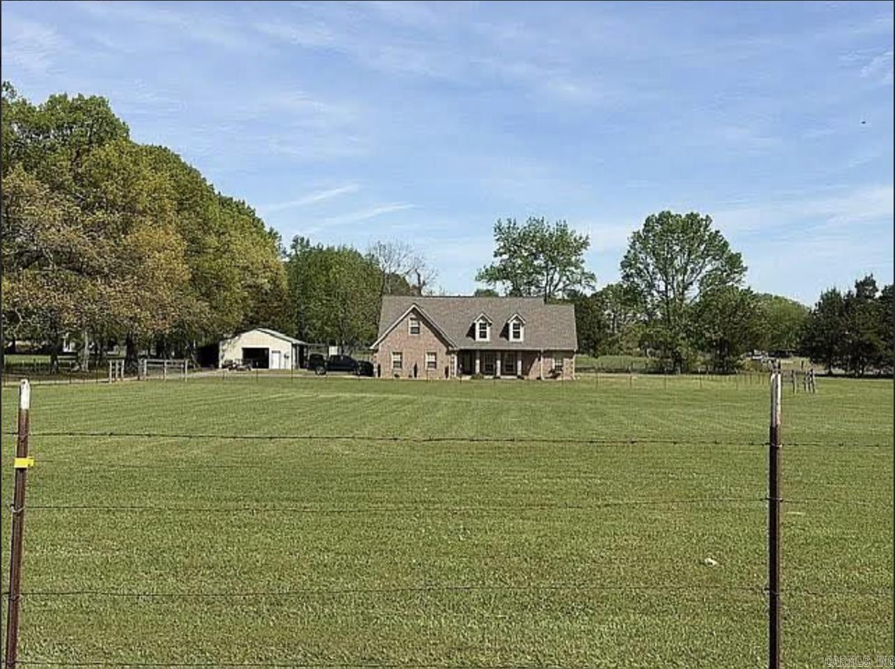 235 Oak Grove