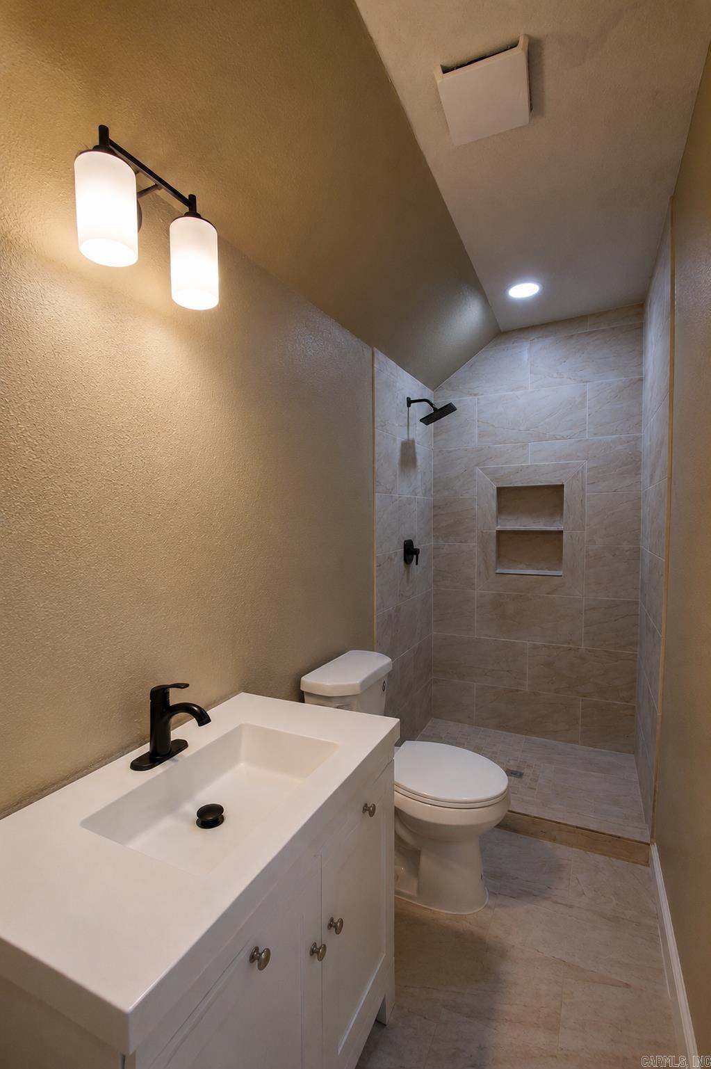 213 S Smith  El Dorado, AR
