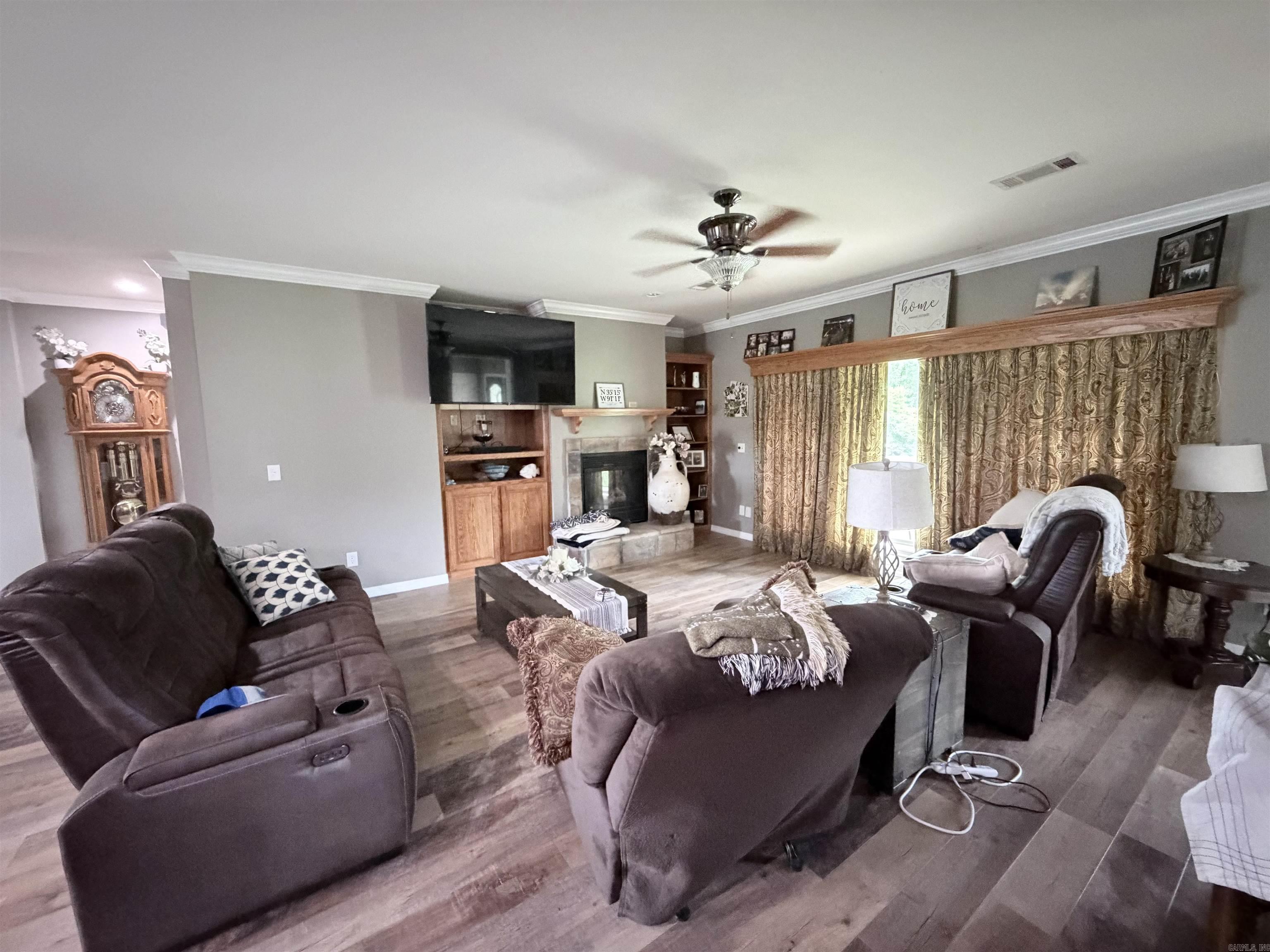 700 Strawberry  Bald Knob, AR