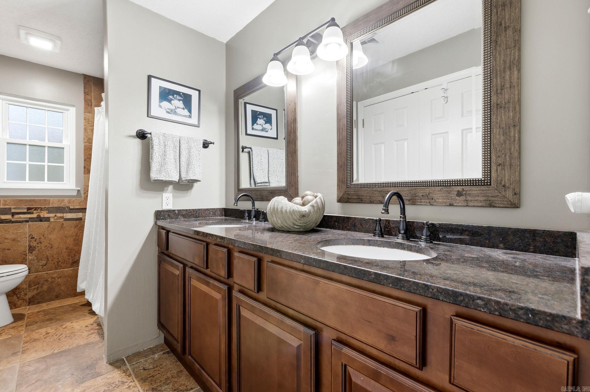 10725 Crestdale  Little Rock, AR