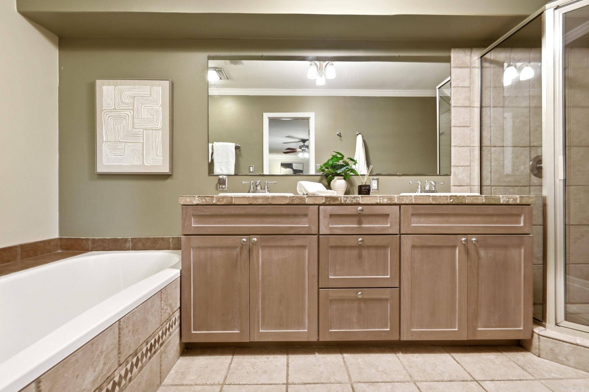 10725 Crestdale  Little Rock, AR