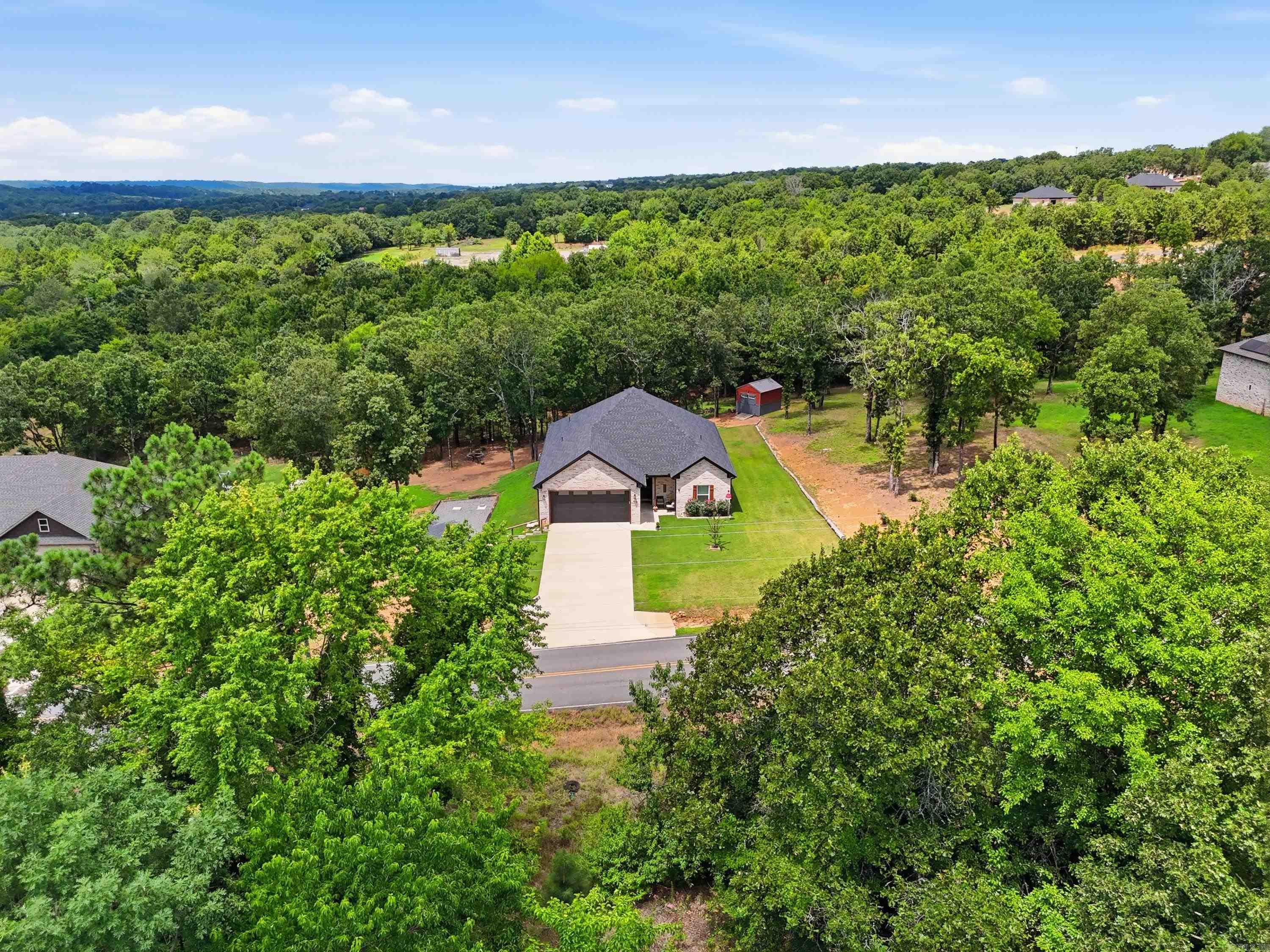 208 Blackjack  Greenbrier, AR