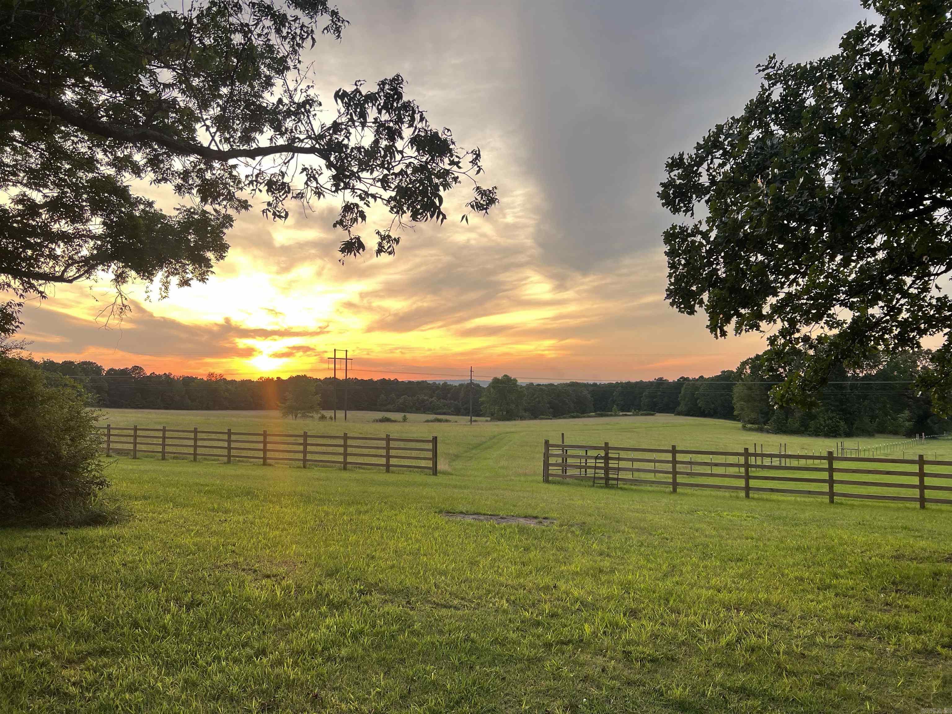 624 W Heber Springs  Heber Springs, AR