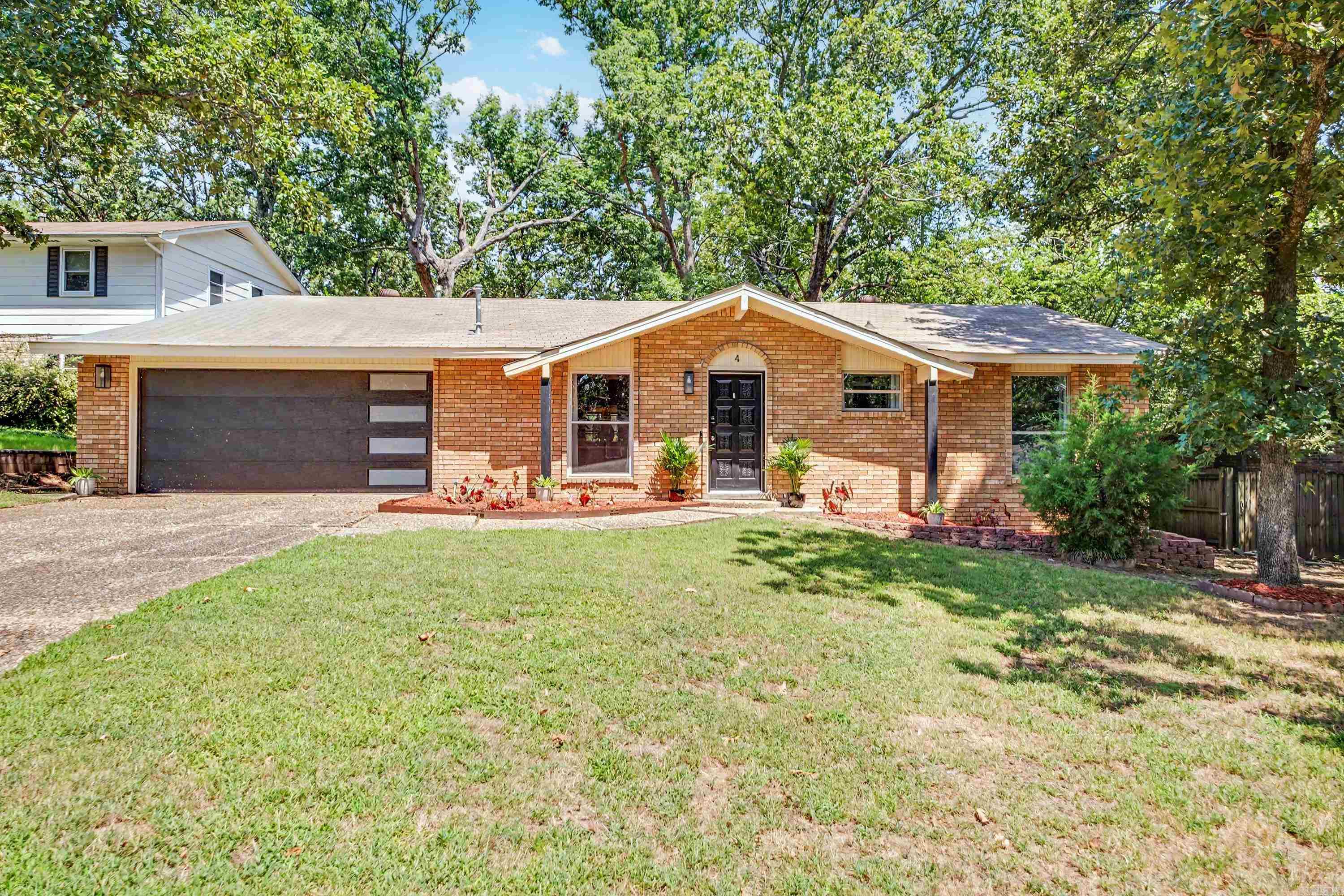 4 Sallisaw Circle  North Little Rock, AR