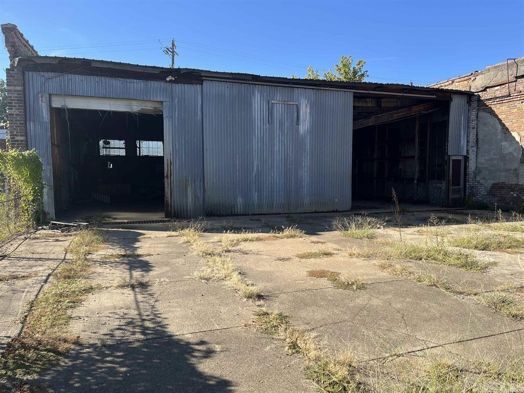108 S Front  Gurdon, AR