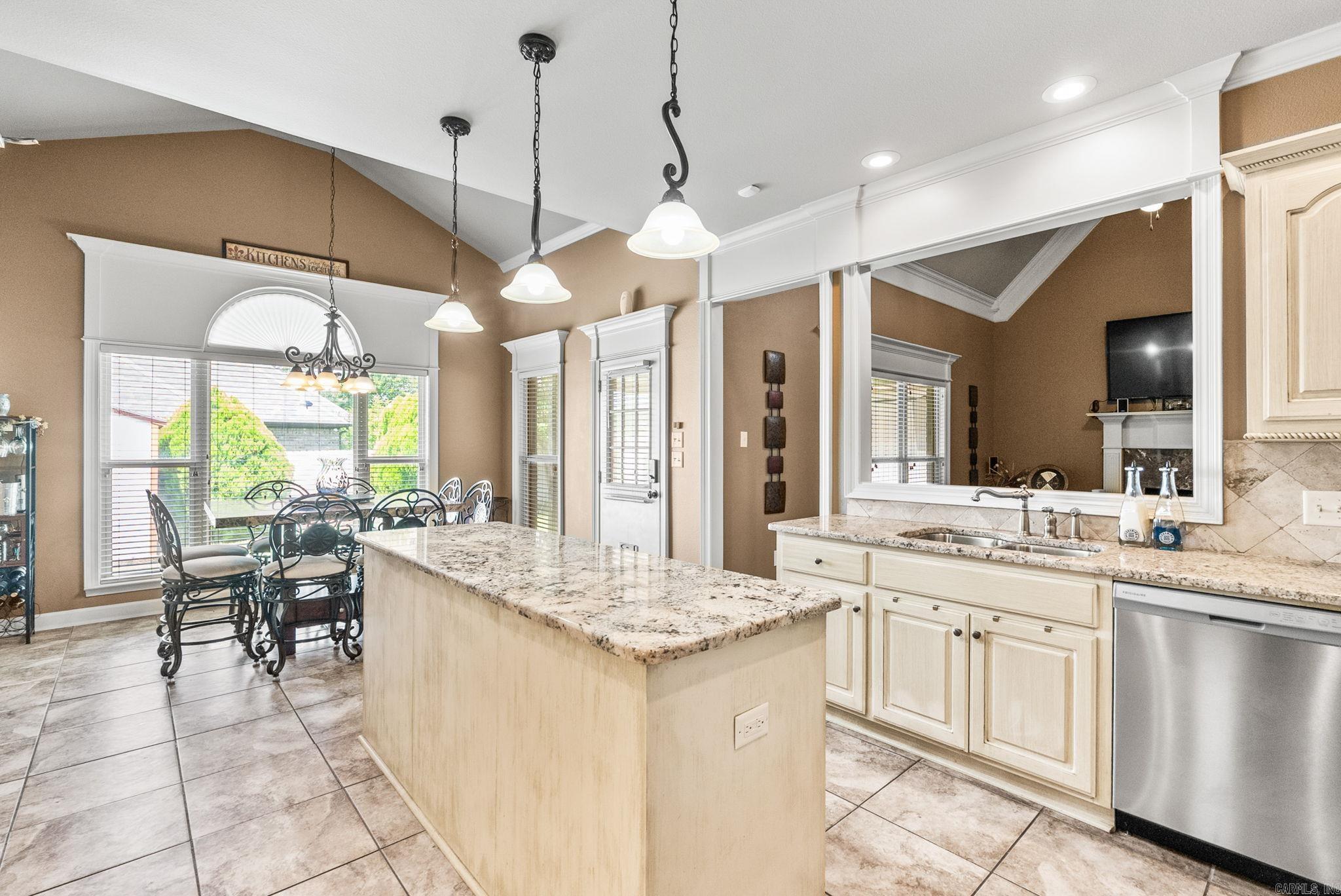 114 Napa Valley  Maumelle, AR