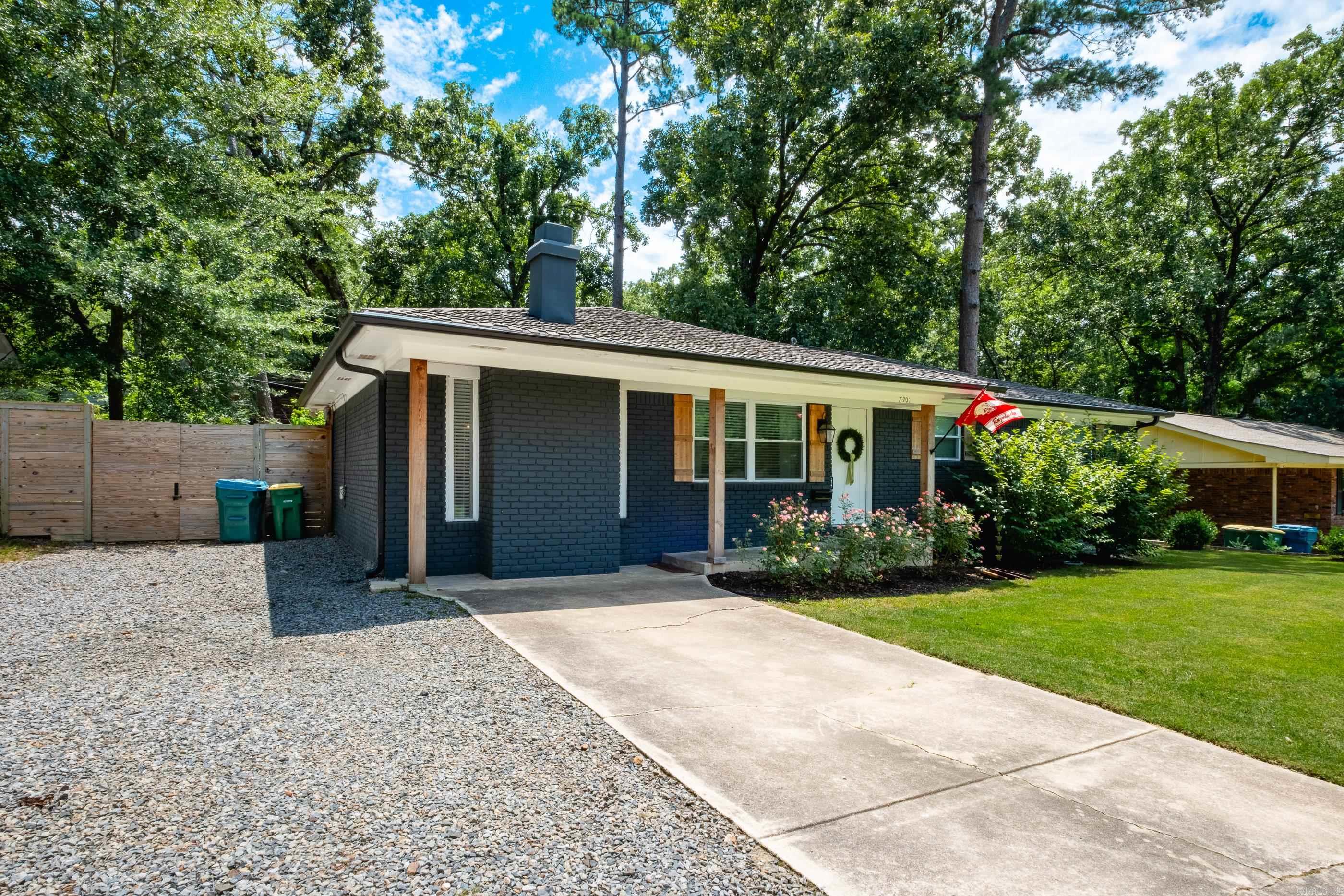 7901 Illinois  Little Rock, AR