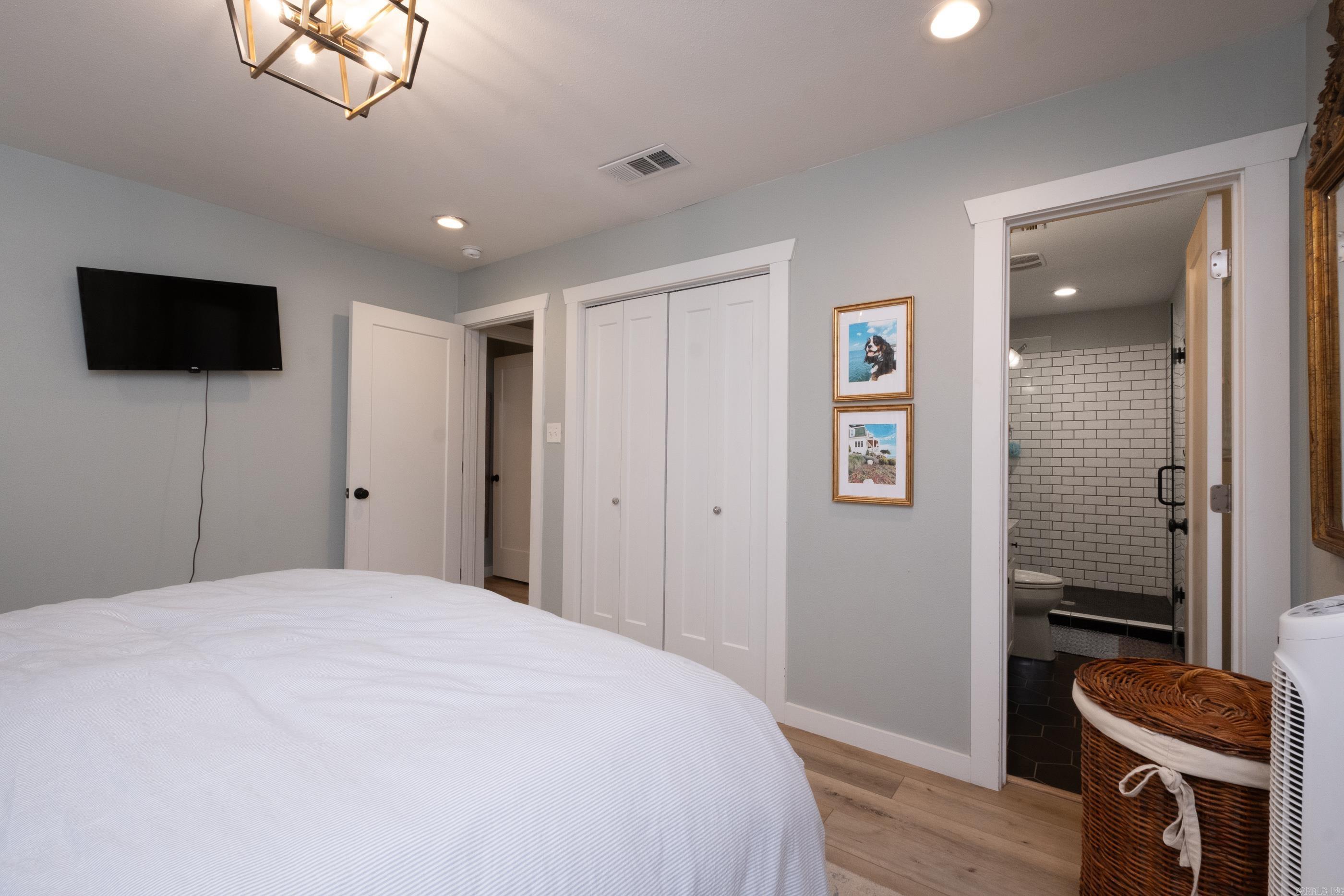 7901 Illinois  Little Rock, AR