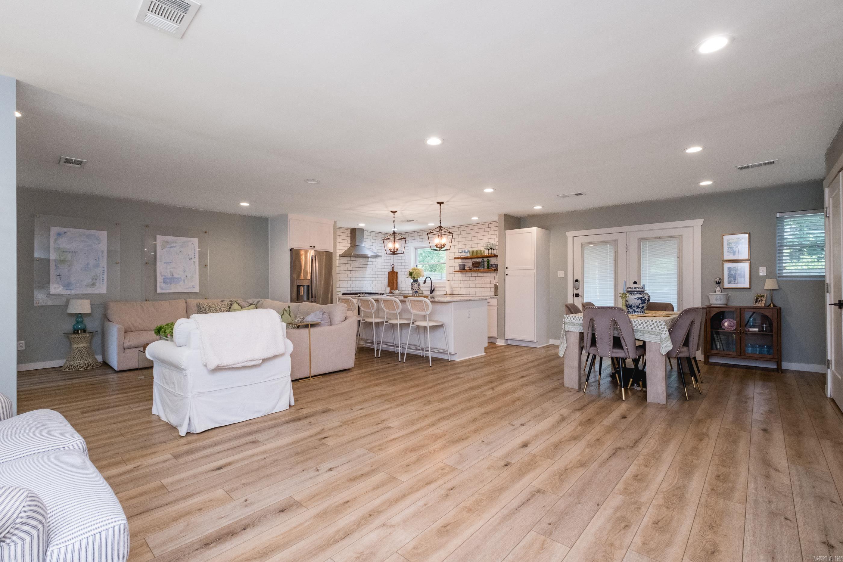 7901 Illinois  Little Rock, AR