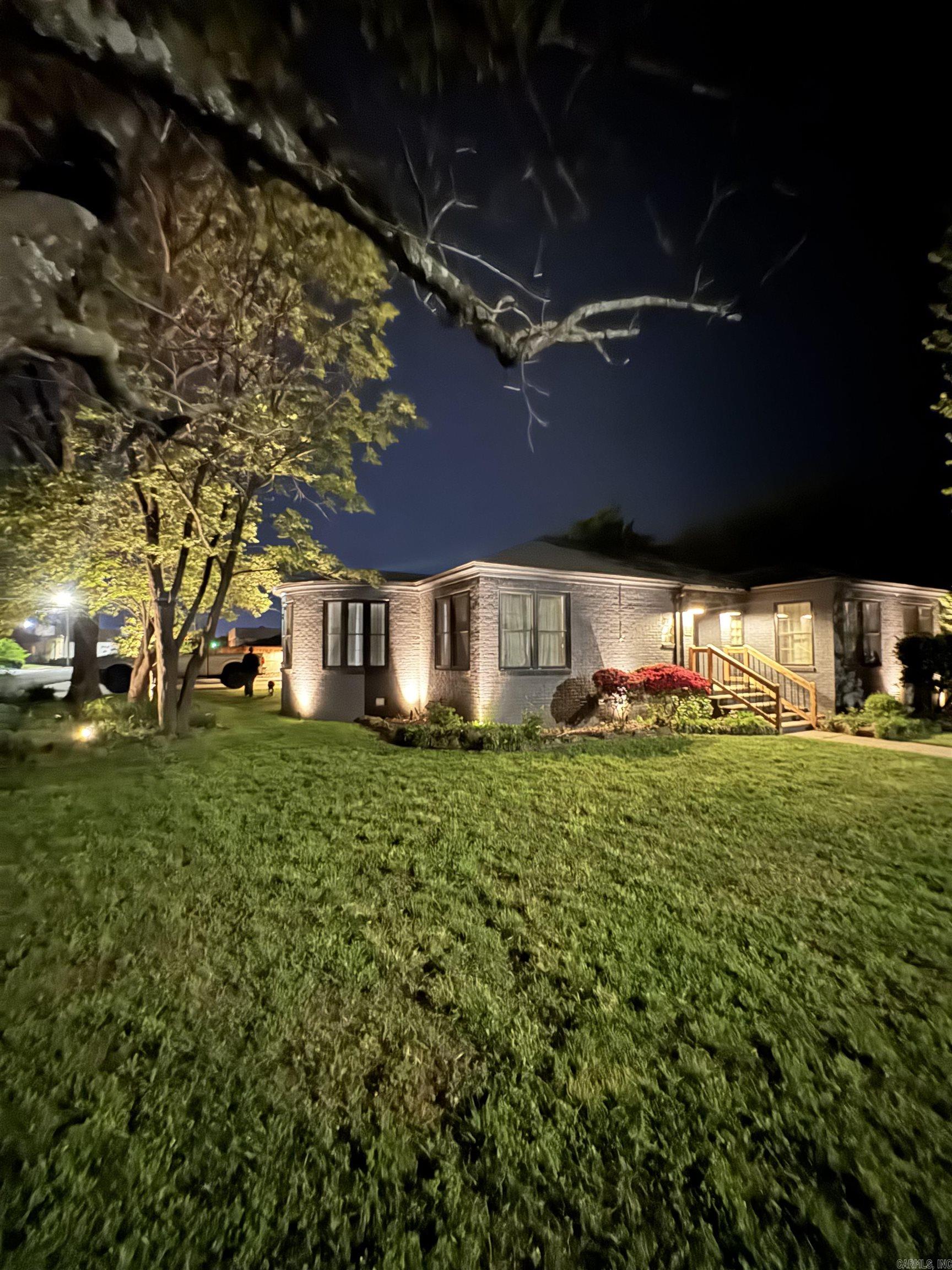 201 W 8Th St  Russellville, AR