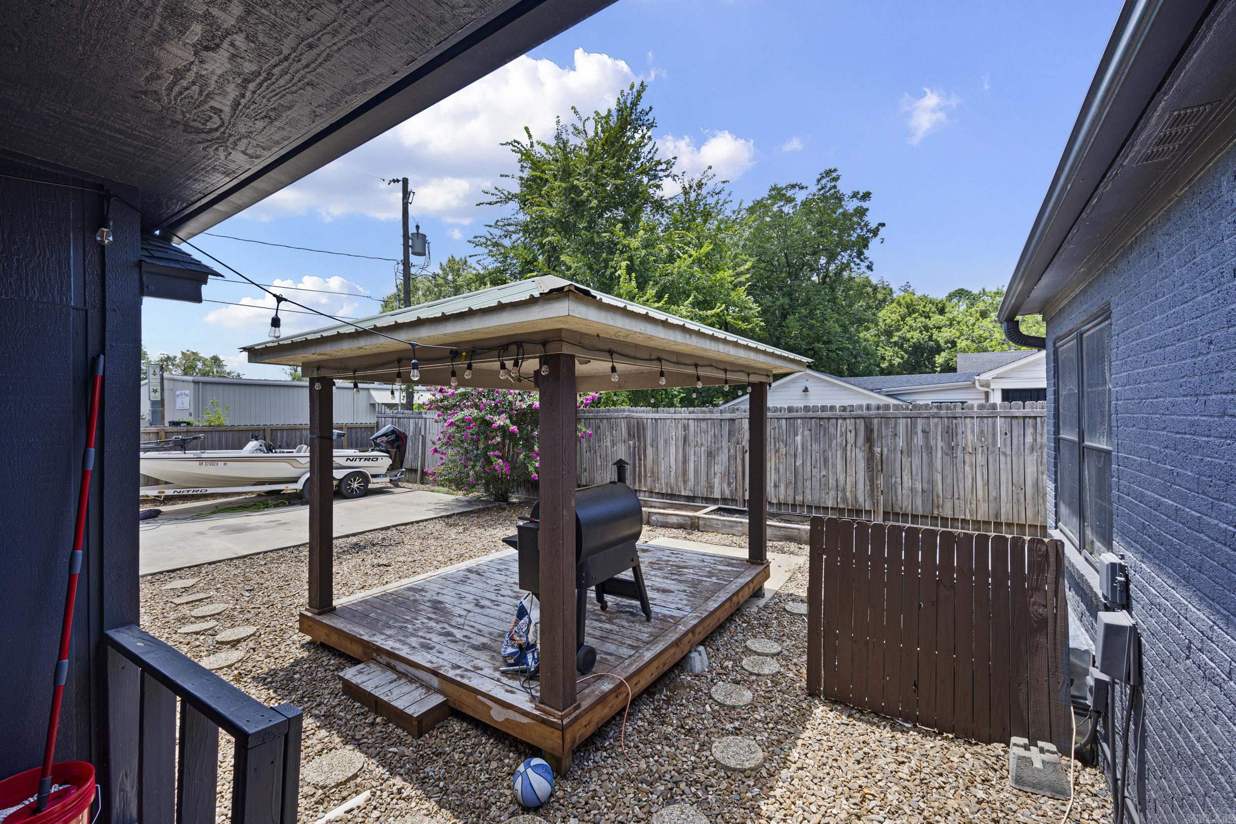 201 W 8Th St  Russellville, AR