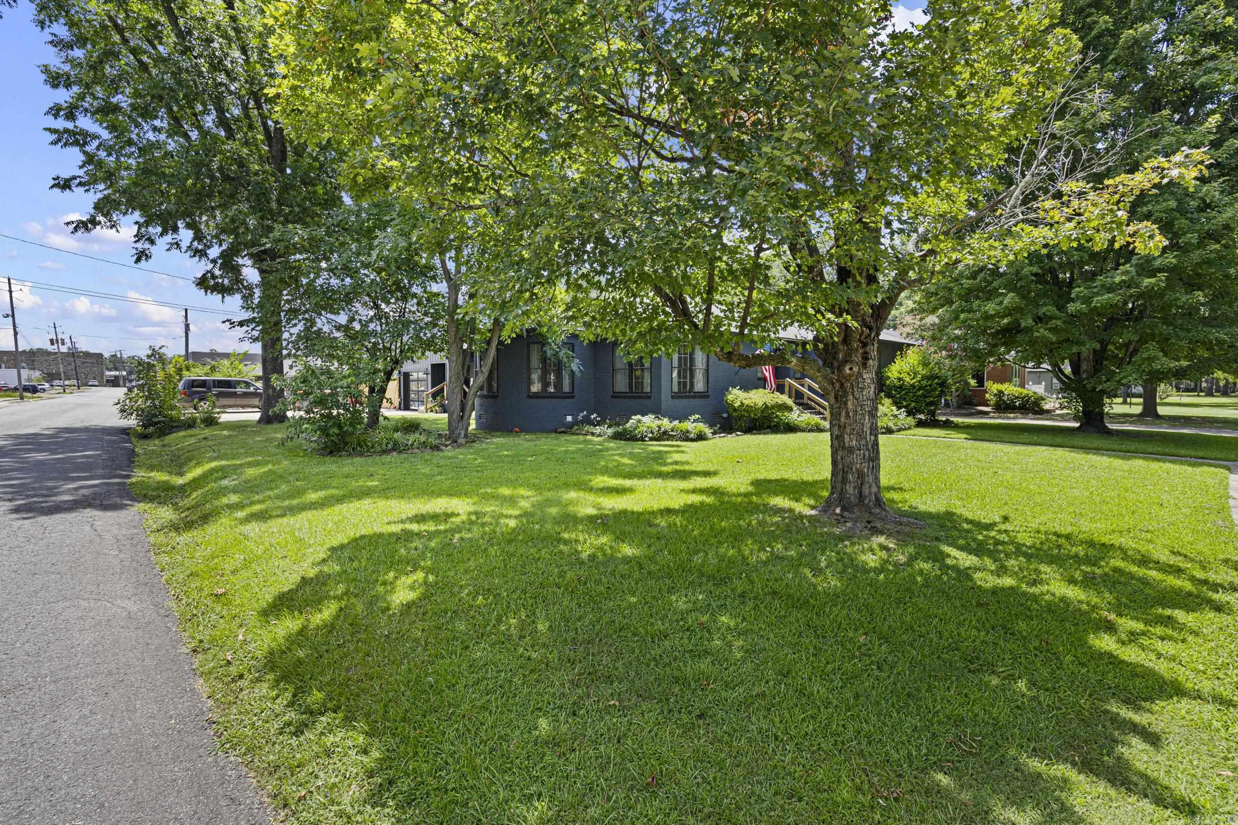 201 W 8Th St  Russellville, AR