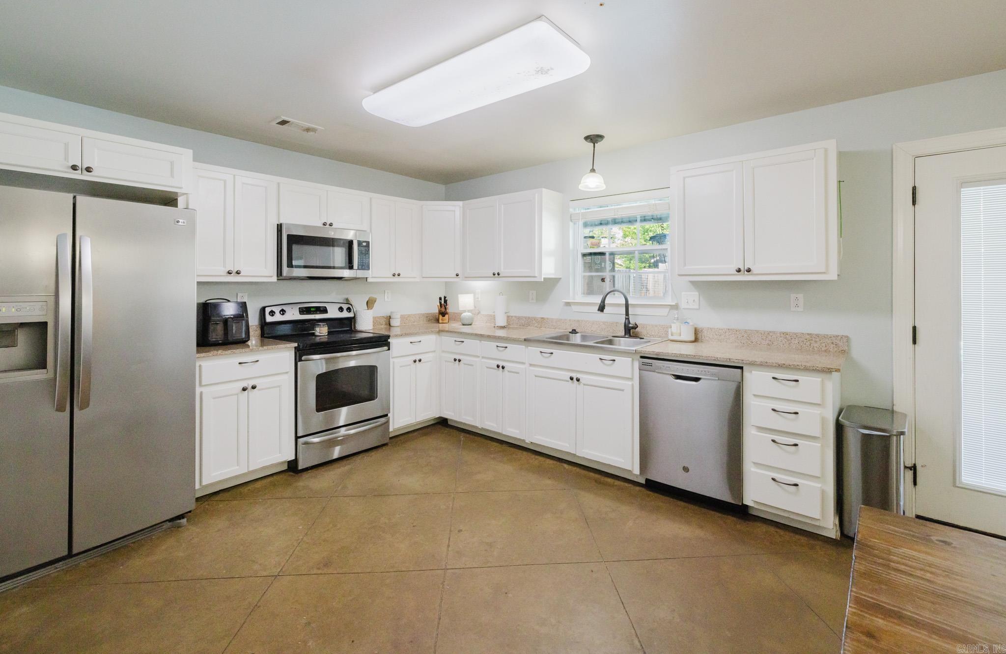 426 Quantz  Benton, AR