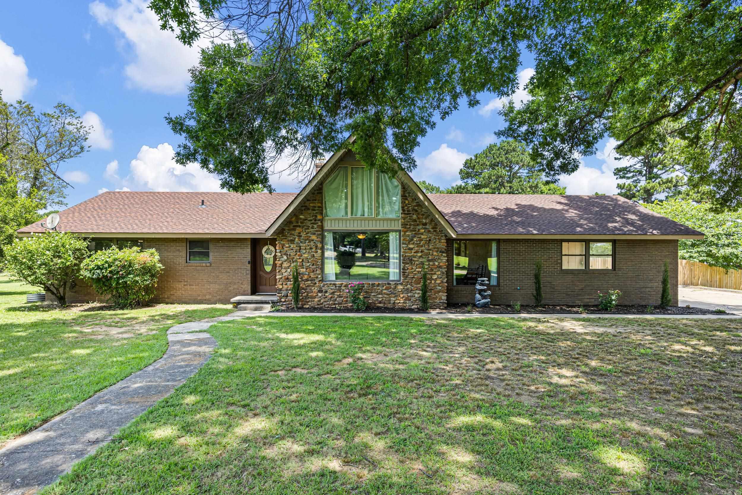 1106 County Road 3456  Clarksville, AR