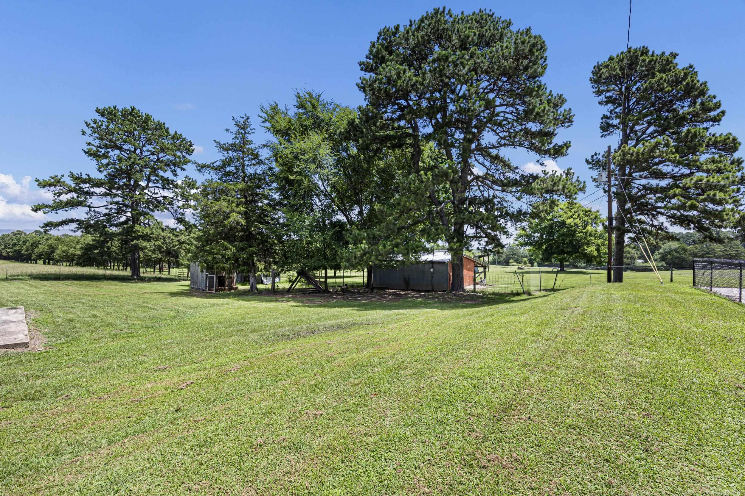 1106 County Road 3456  Clarksville, AR